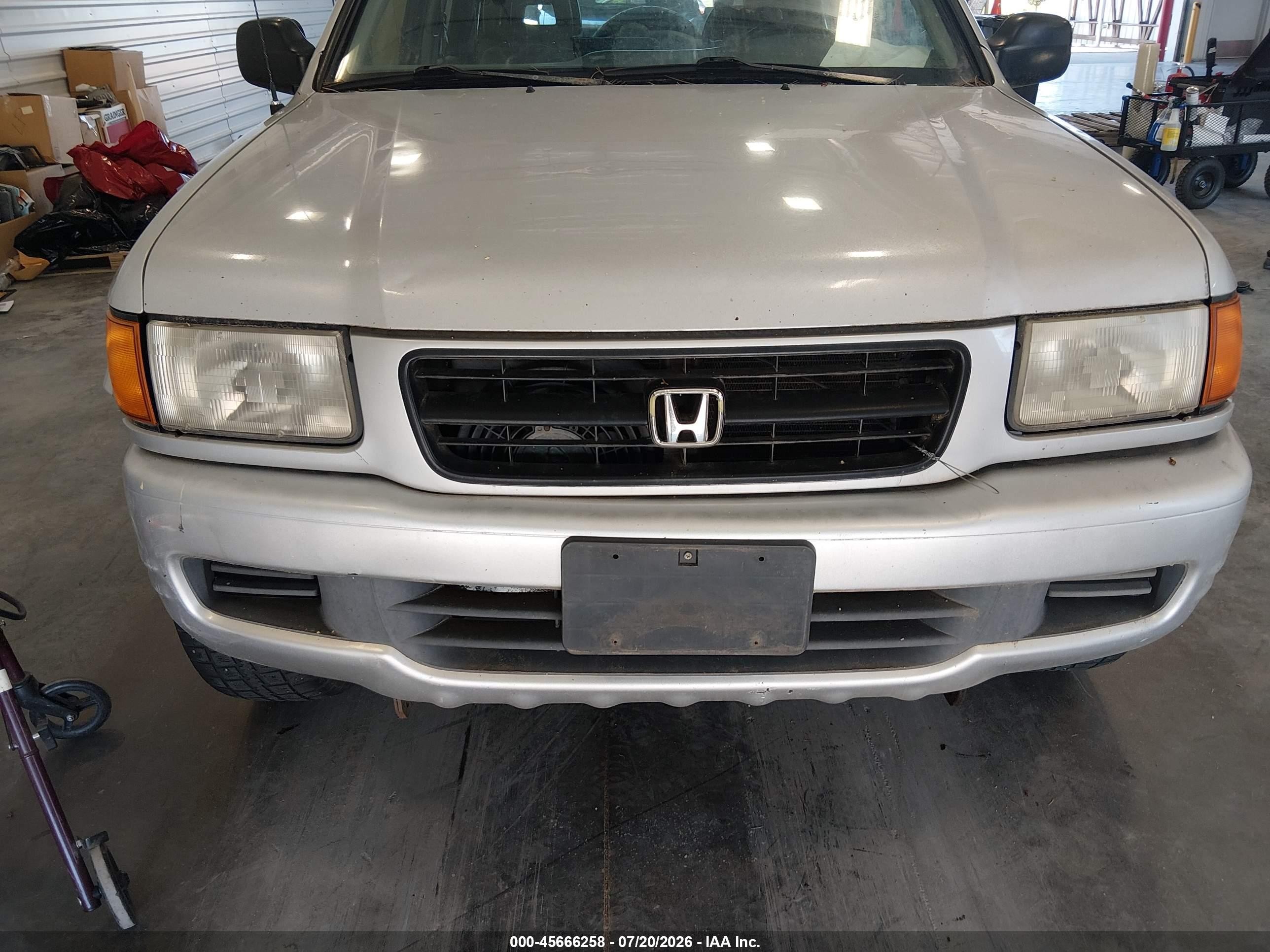 1999 Honda Passport Ex/lx Silver vin: 4S6CM58W4X4427226