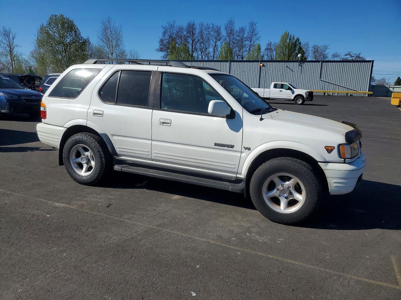 2001 Honda Passport Ex White vin: 4S6DM58W214400540
