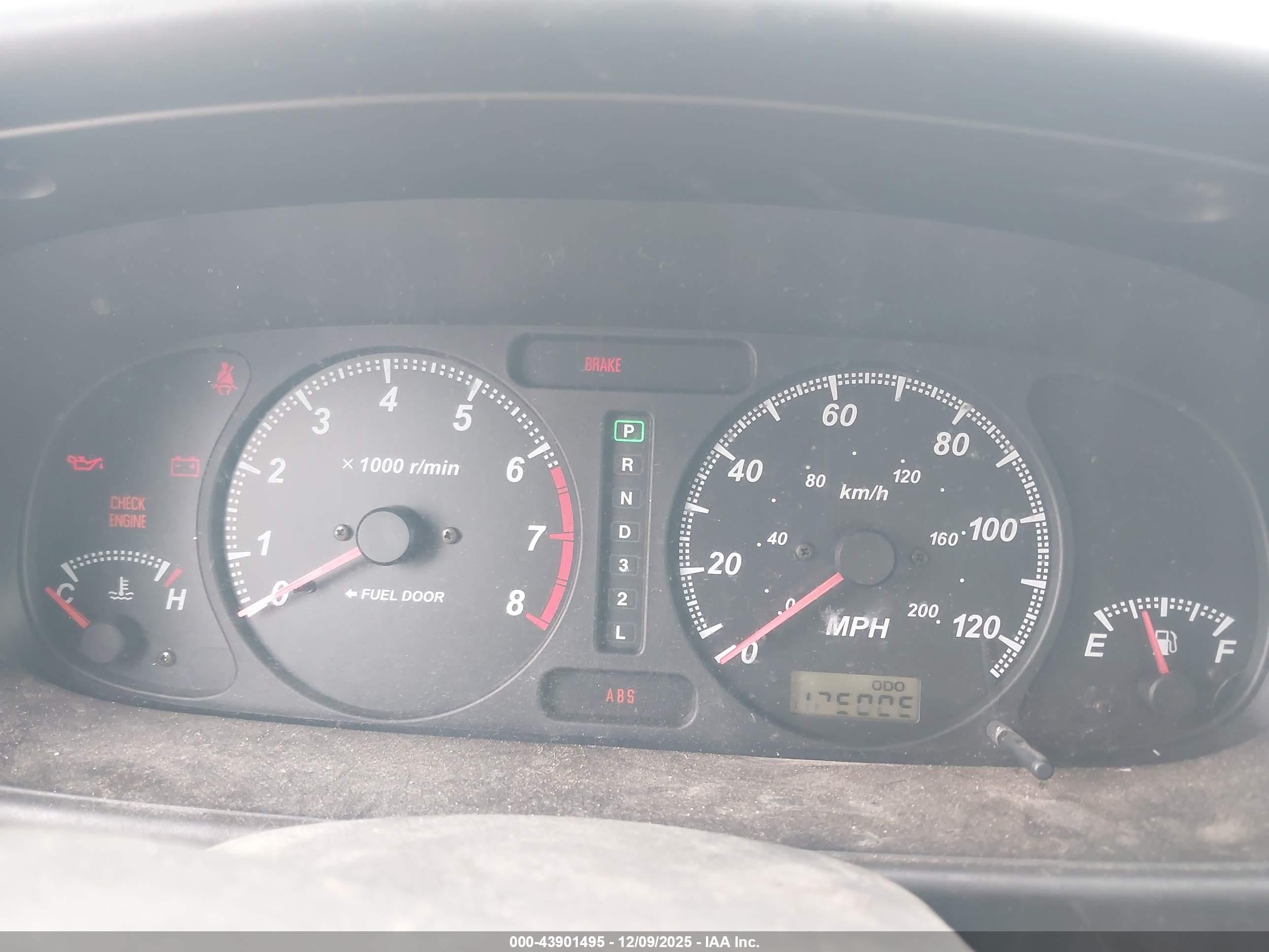 2001 Honda Passport Ex/lx Silver vin: 4S6DM58W214400568