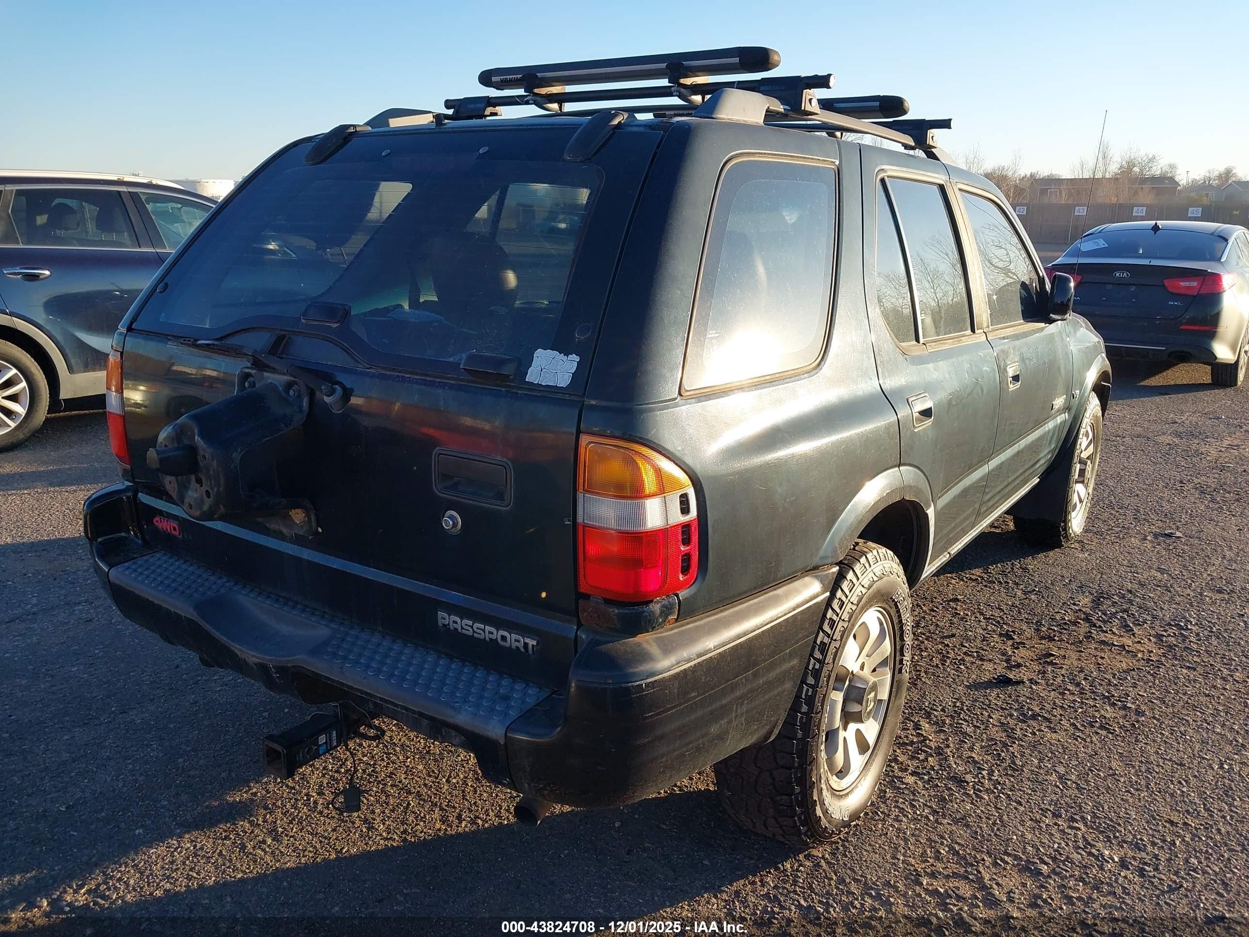 2000 Honda Passport Ex/lx Black vin: 4S6DM58W2Y4409863