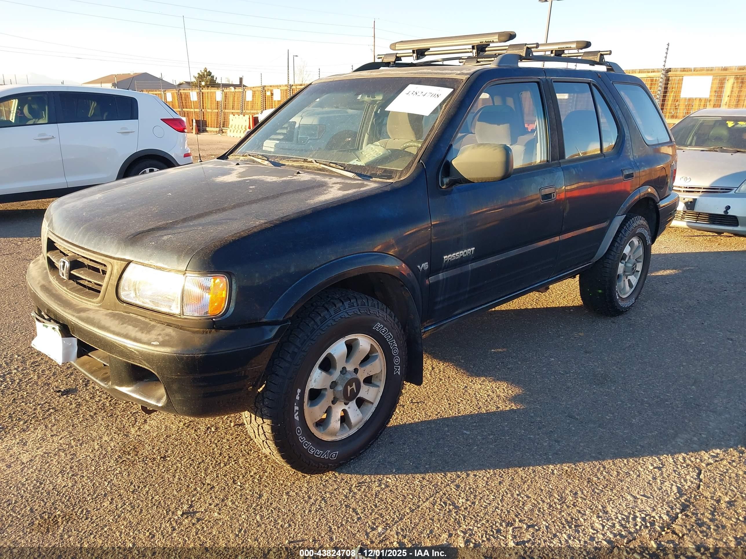 2000 Honda Passport Ex/lx Black vin: 4S6DM58W2Y4409863