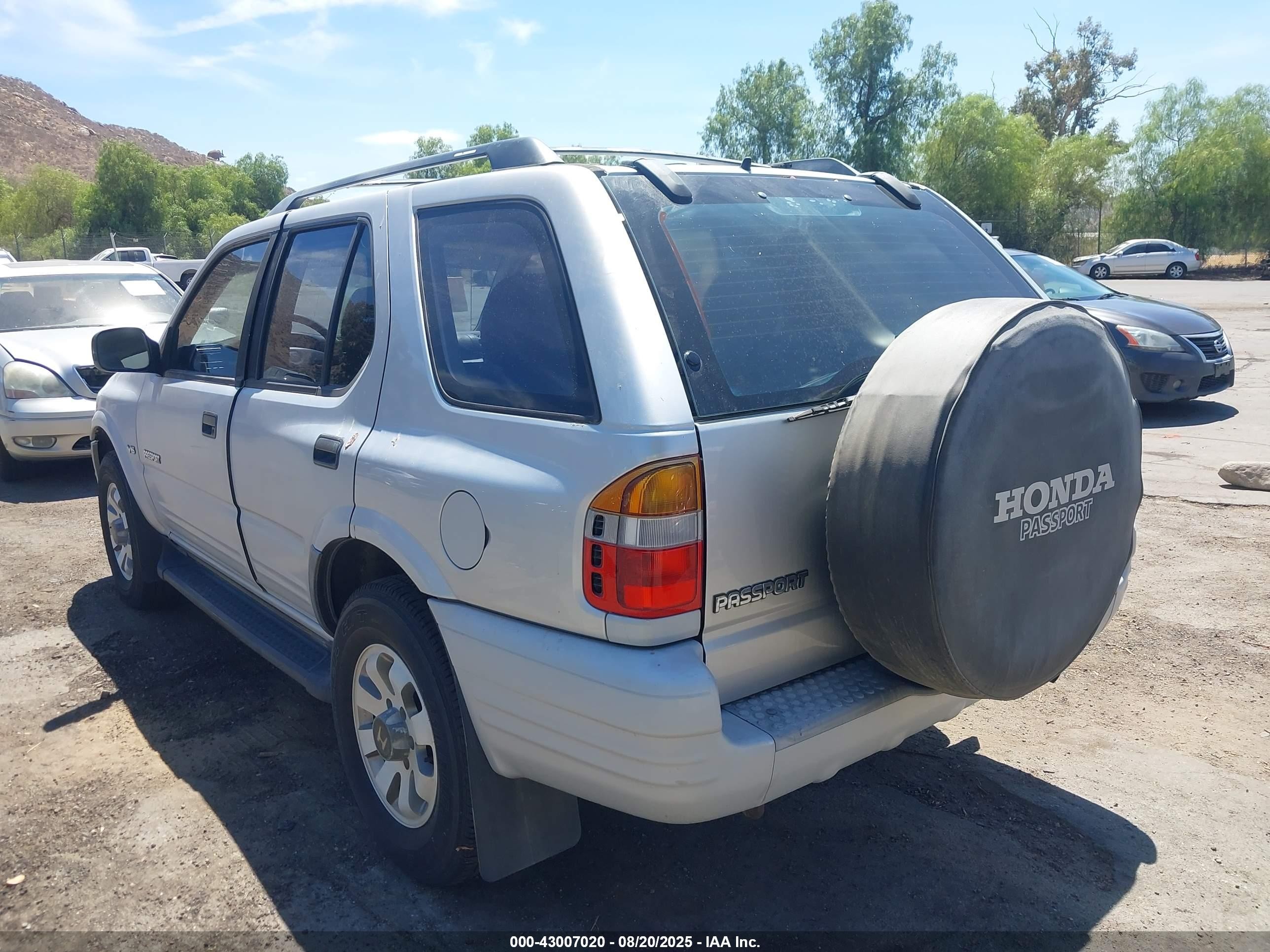 2000 Honda Passport Ex/lx Silver vin: 4S6DM58W5Y4412403