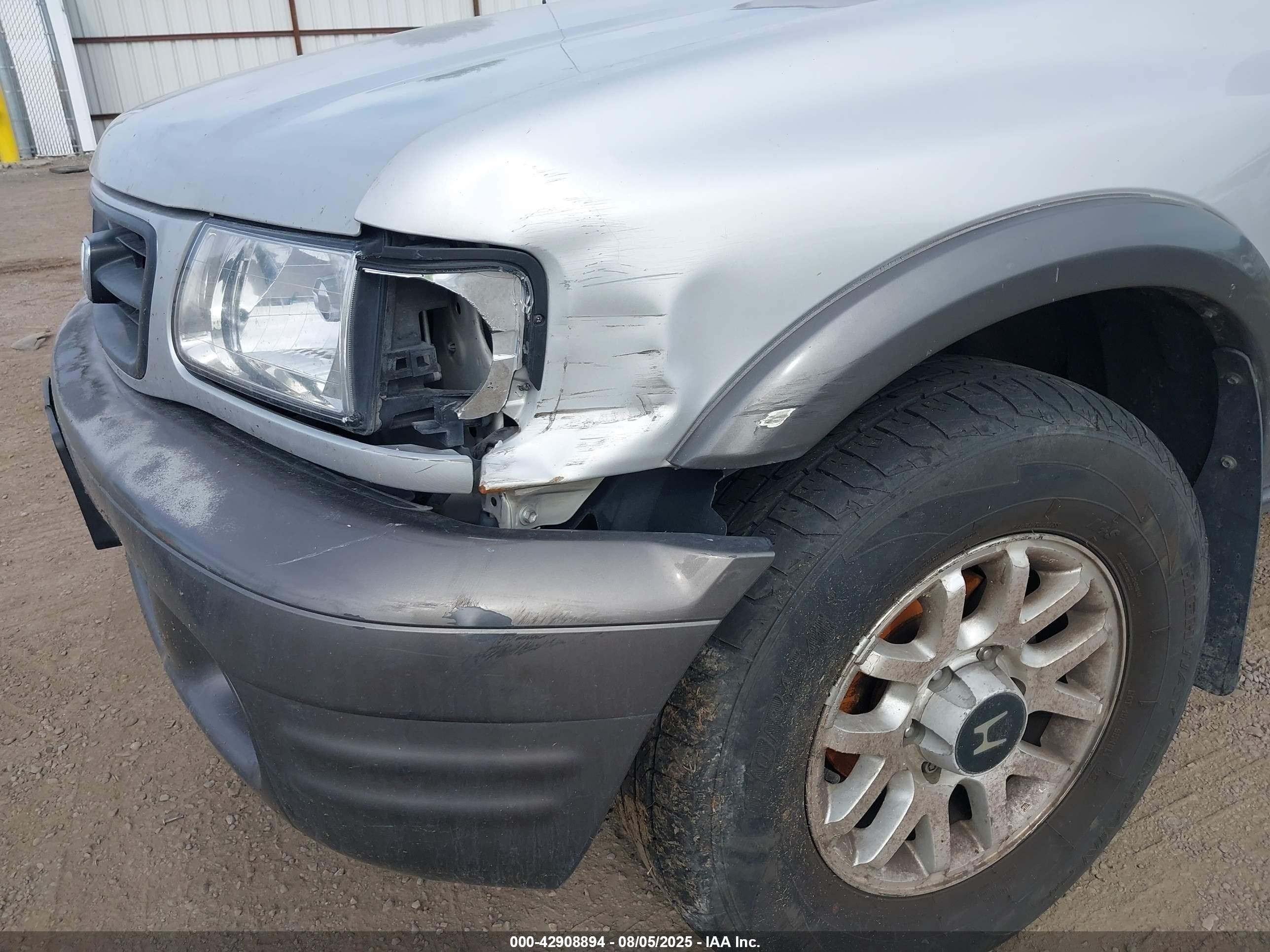 2001 Honda Passport Ex/lx Silver vin: 4S6DM58W714413736