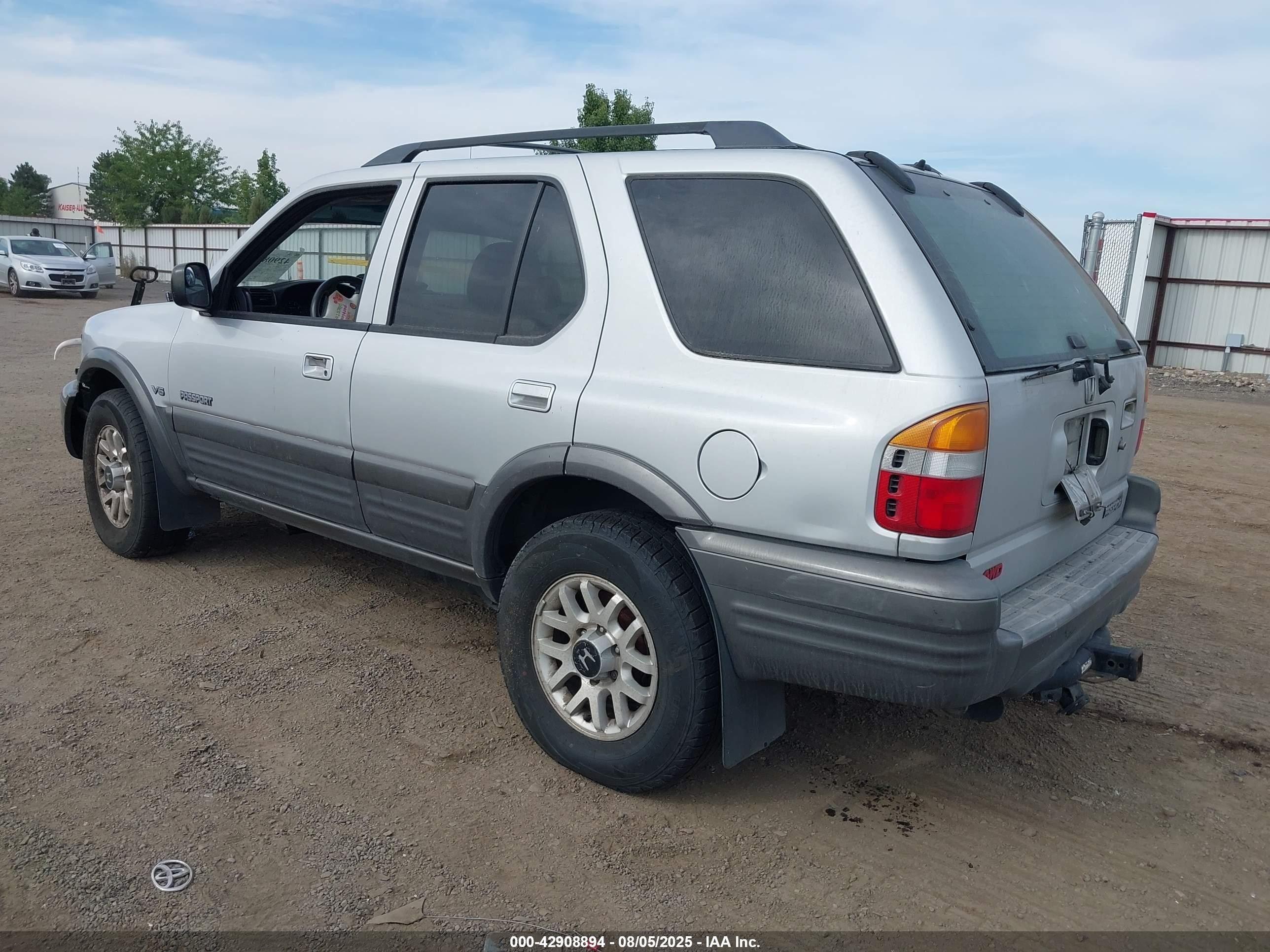 2001 Honda Passport Ex/lx Silver vin: 4S6DM58W714413736