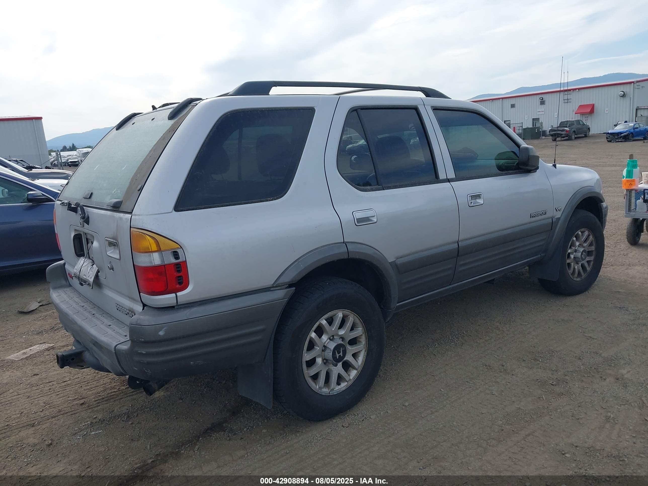 2001 Honda Passport Ex/lx Silver vin: 4S6DM58W714413736