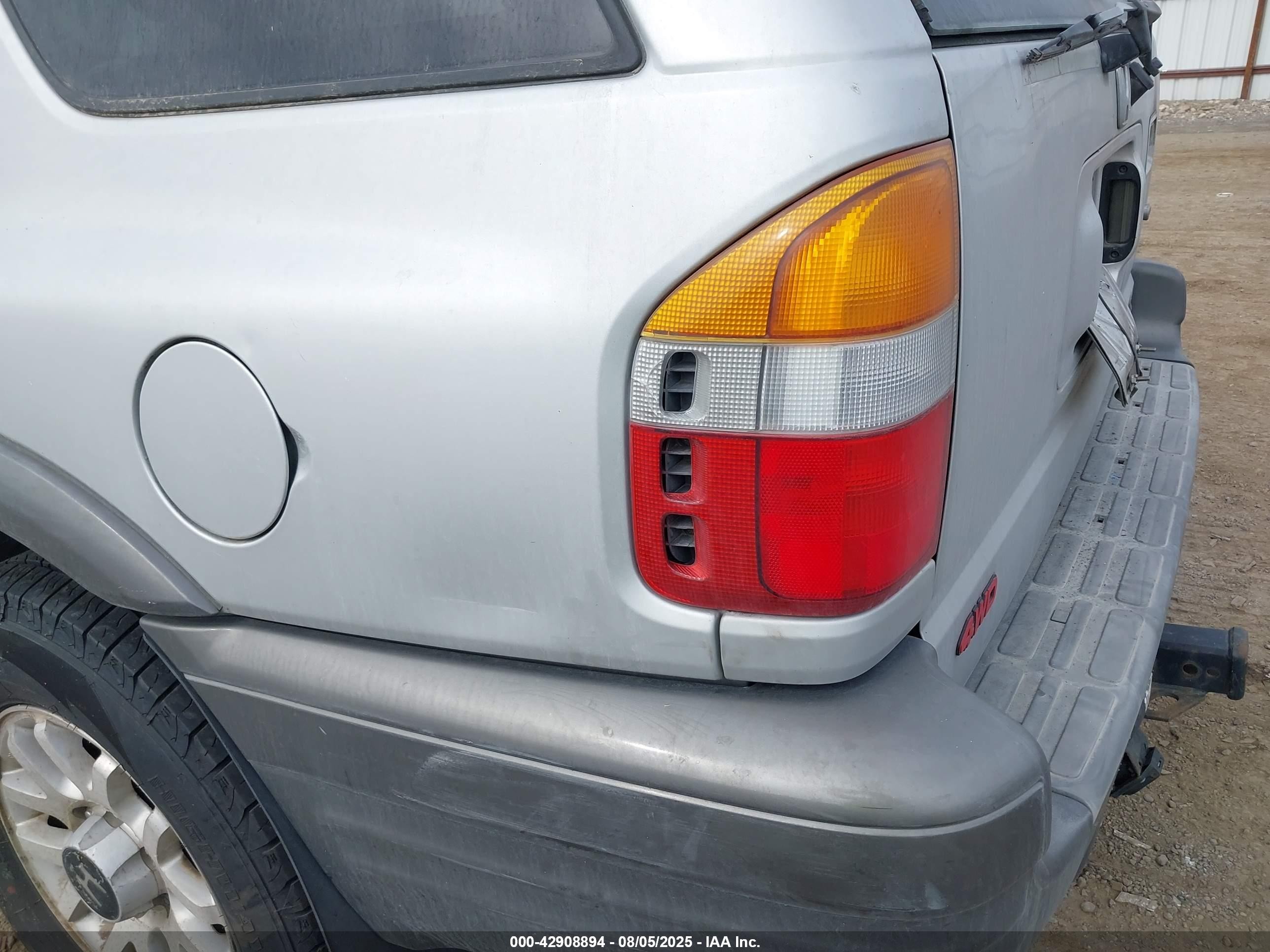 2001 Honda Passport Ex/lx Silver vin: 4S6DM58W714413736