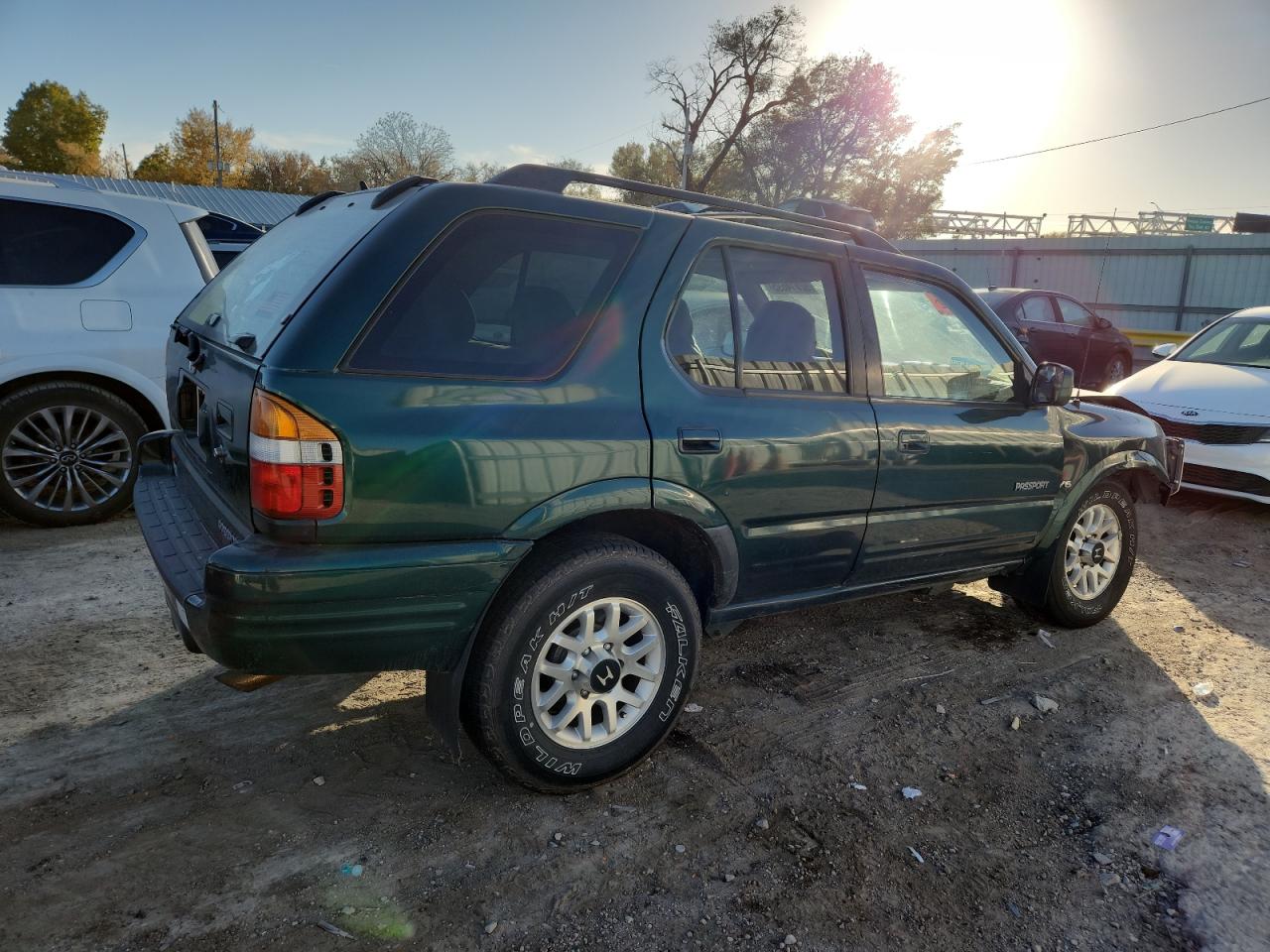 2000 Honda Passport Ex Green vin: 4S6DM58W7Y4414833