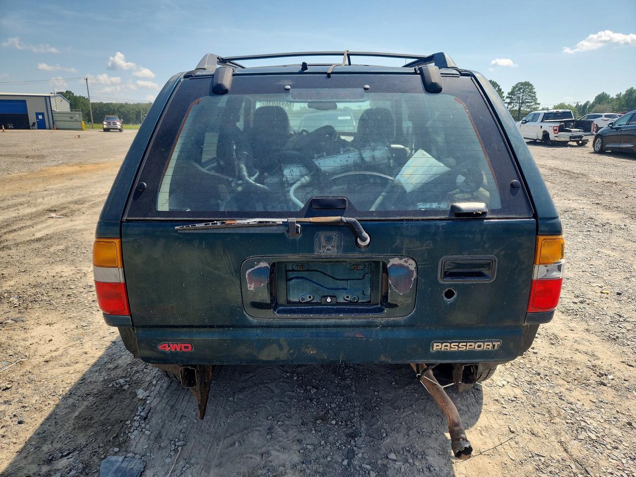 2000 Honda Passport Ex Green vin: 4S6DM58W7Y4415366