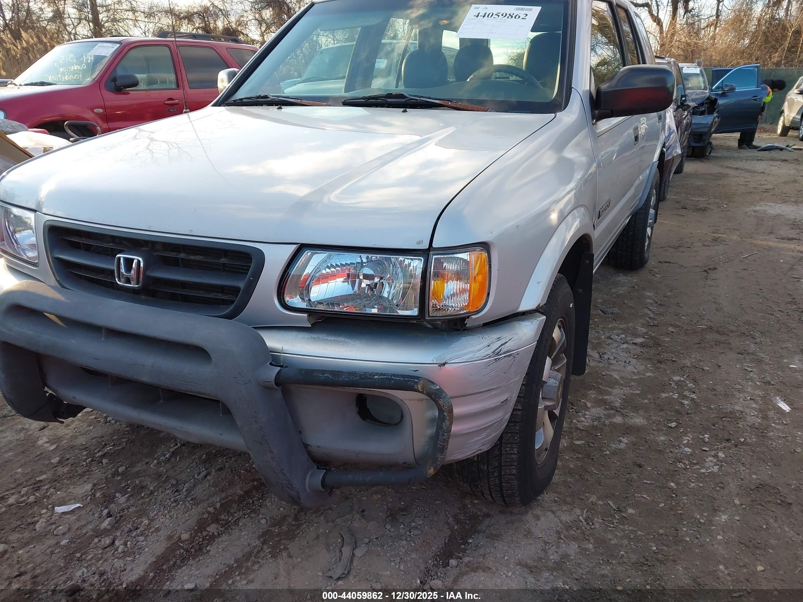 2001 Honda Passport Ex/lx Silver vin: 4S6DM58WX14412676