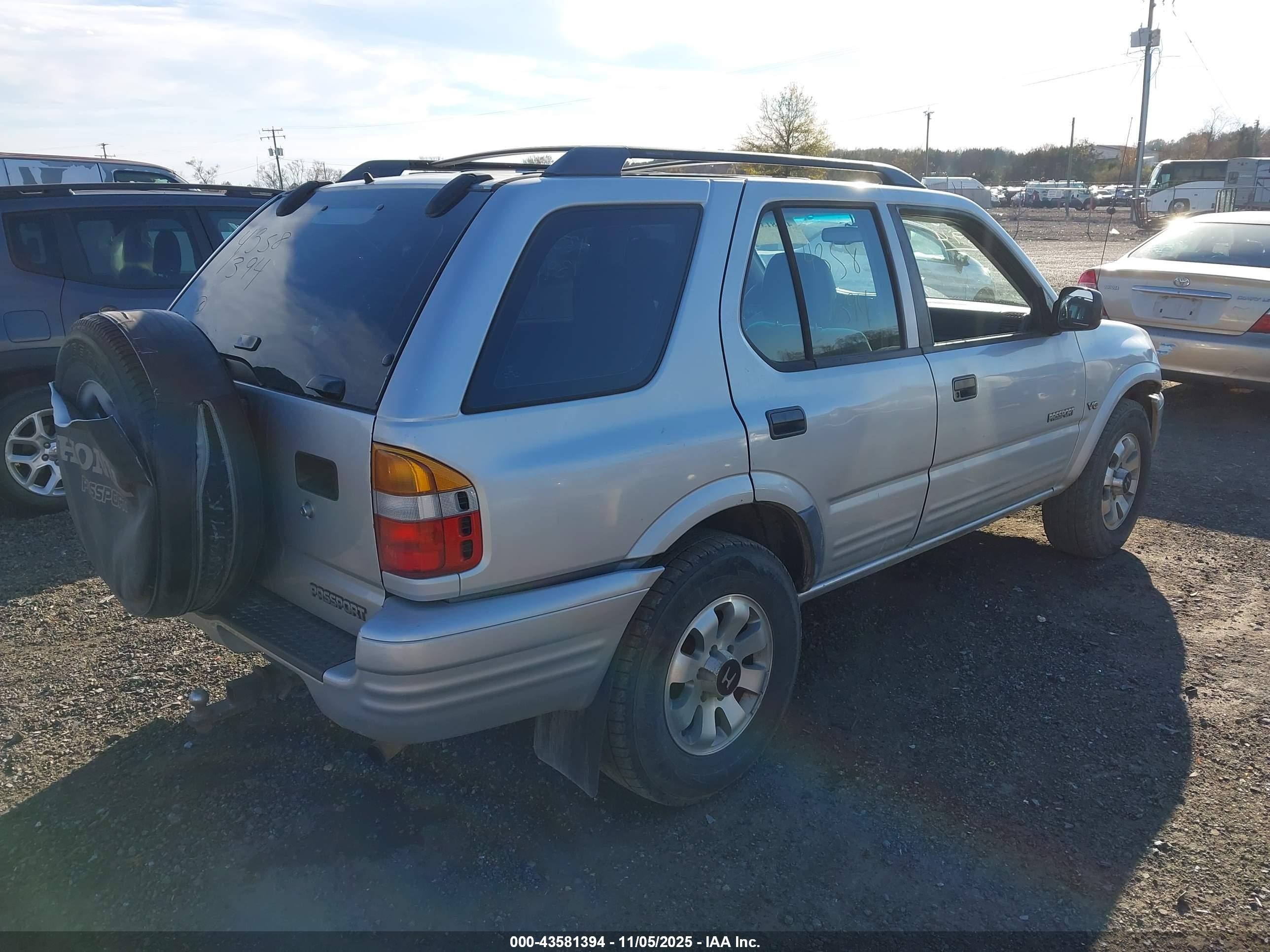 2000 Honda Passport Ex/lx Gray vin: 4S6DM58WXY4405253