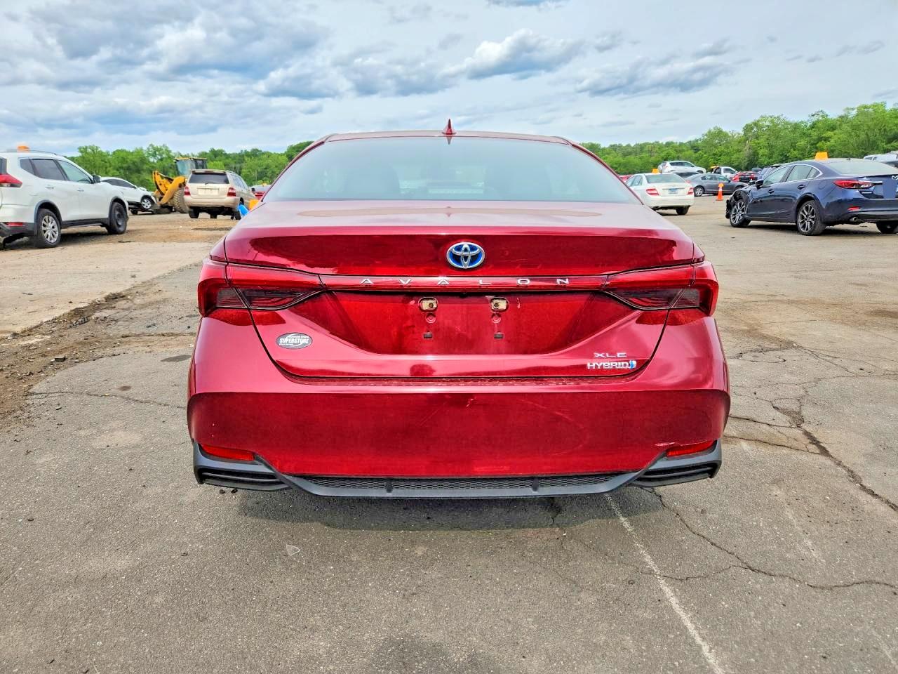 2021 Toyota Avalon Xle White vin: 4T1AA1AB7MU001437