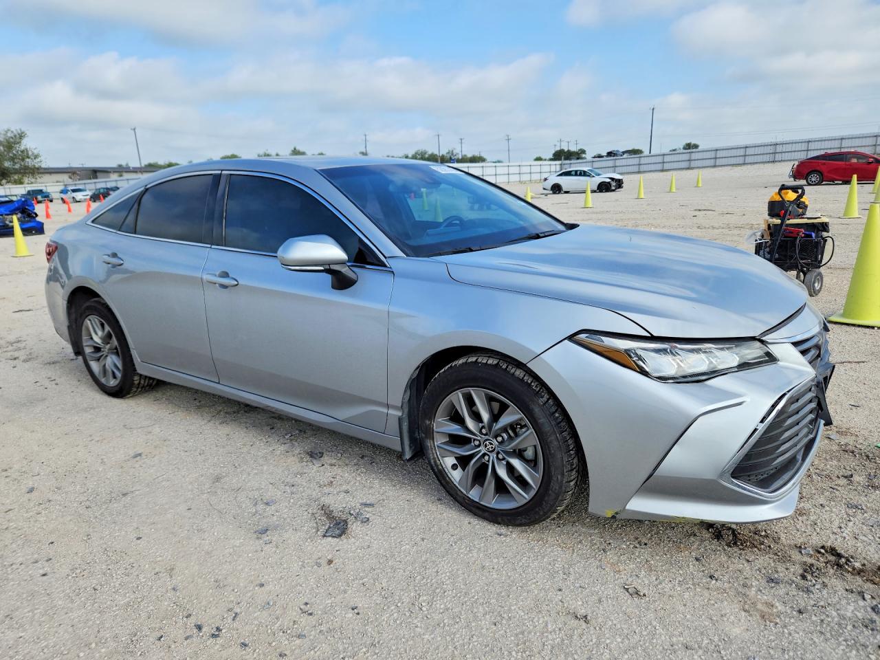 2022 Toyota Avalon Xle Silver vin: 4T1AZ1FB5NU082313
