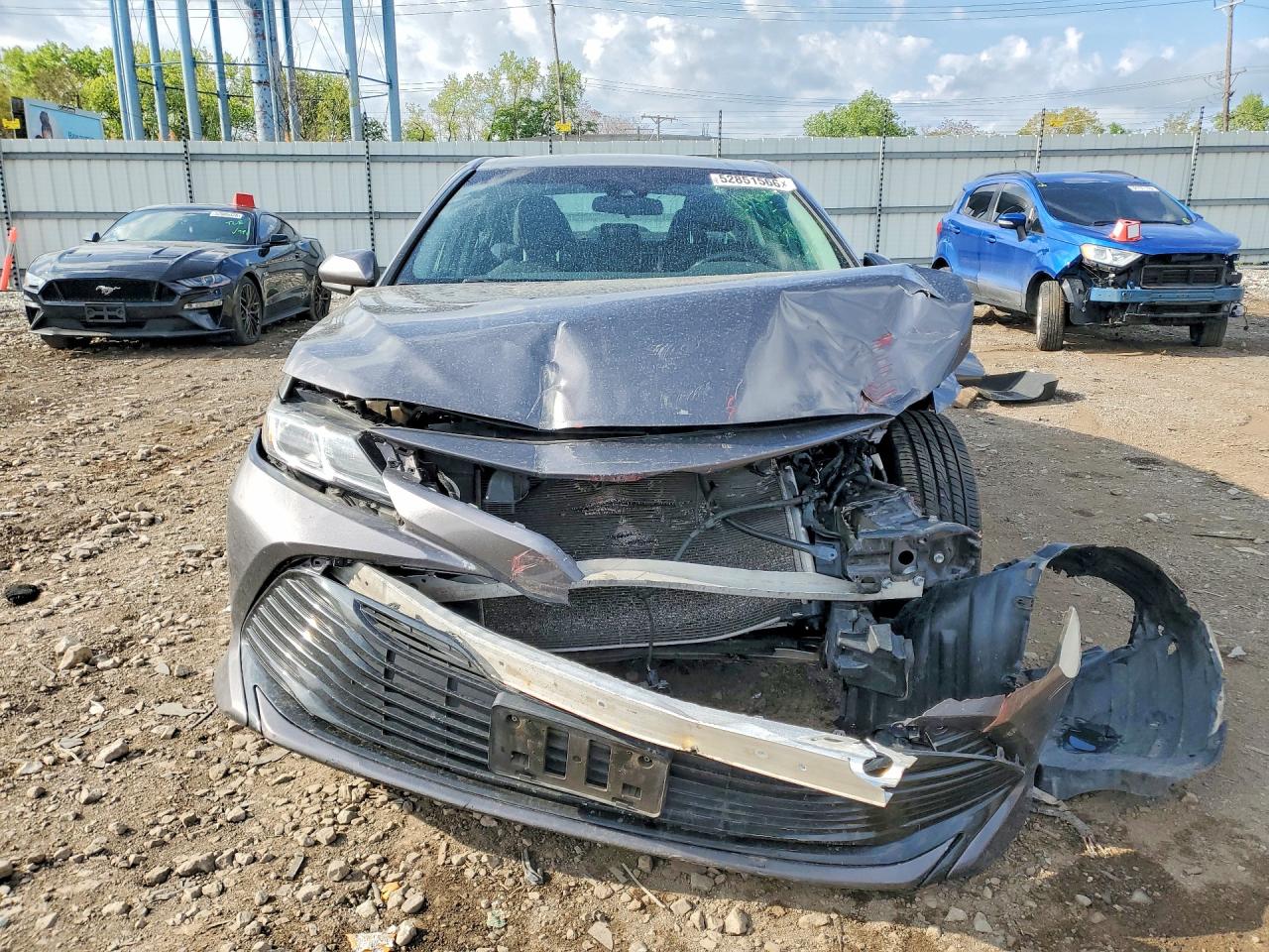 2019 Toyota Camry Le Серый vin: 4T1B11HK0KU786181