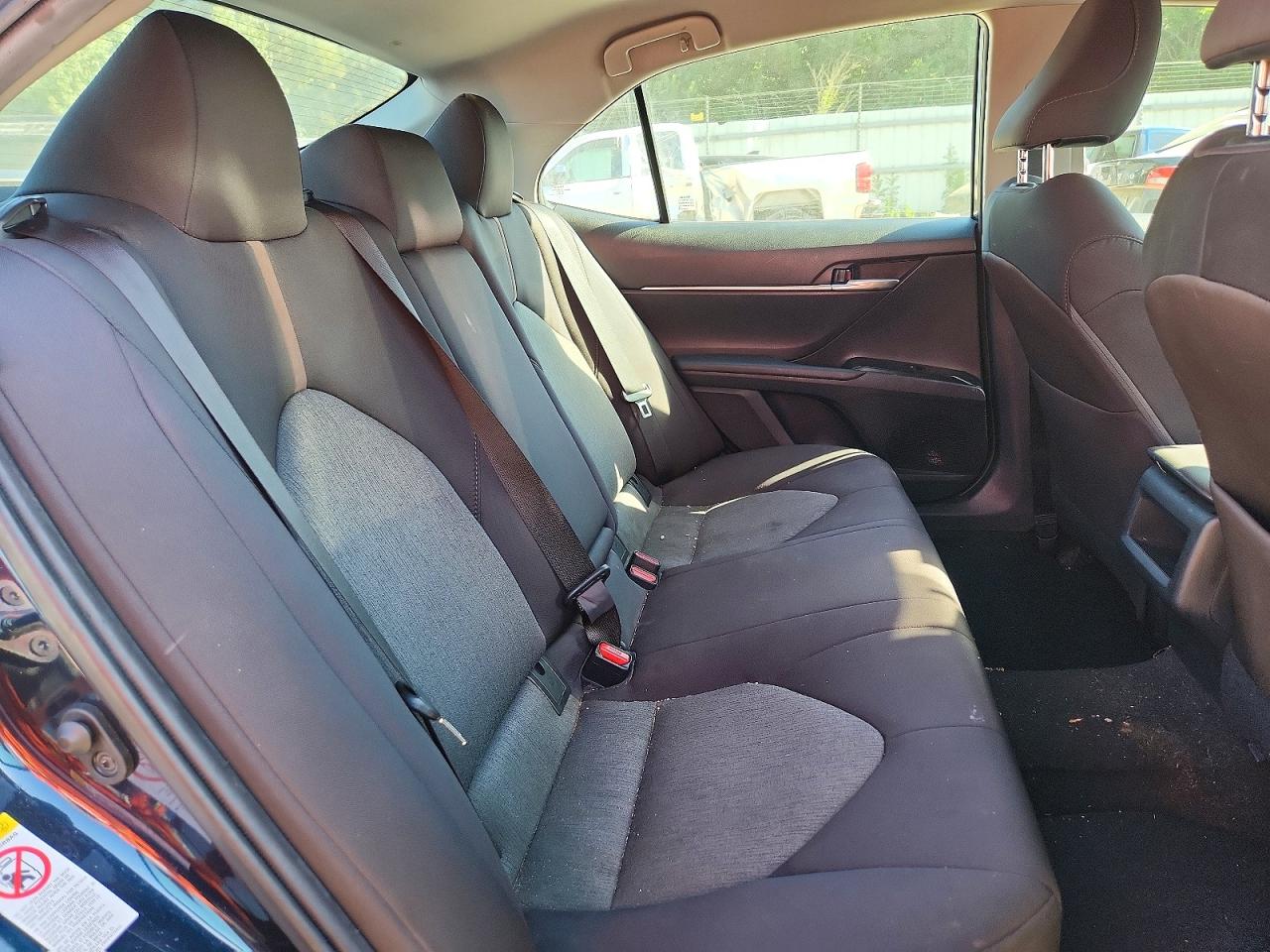 2019 Toyota Camry Le Teal vin: 4T1B11HK2KU238182