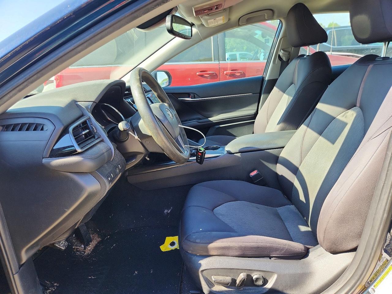 2019 Toyota Camry Le Teal vin: 4T1B11HK2KU238182