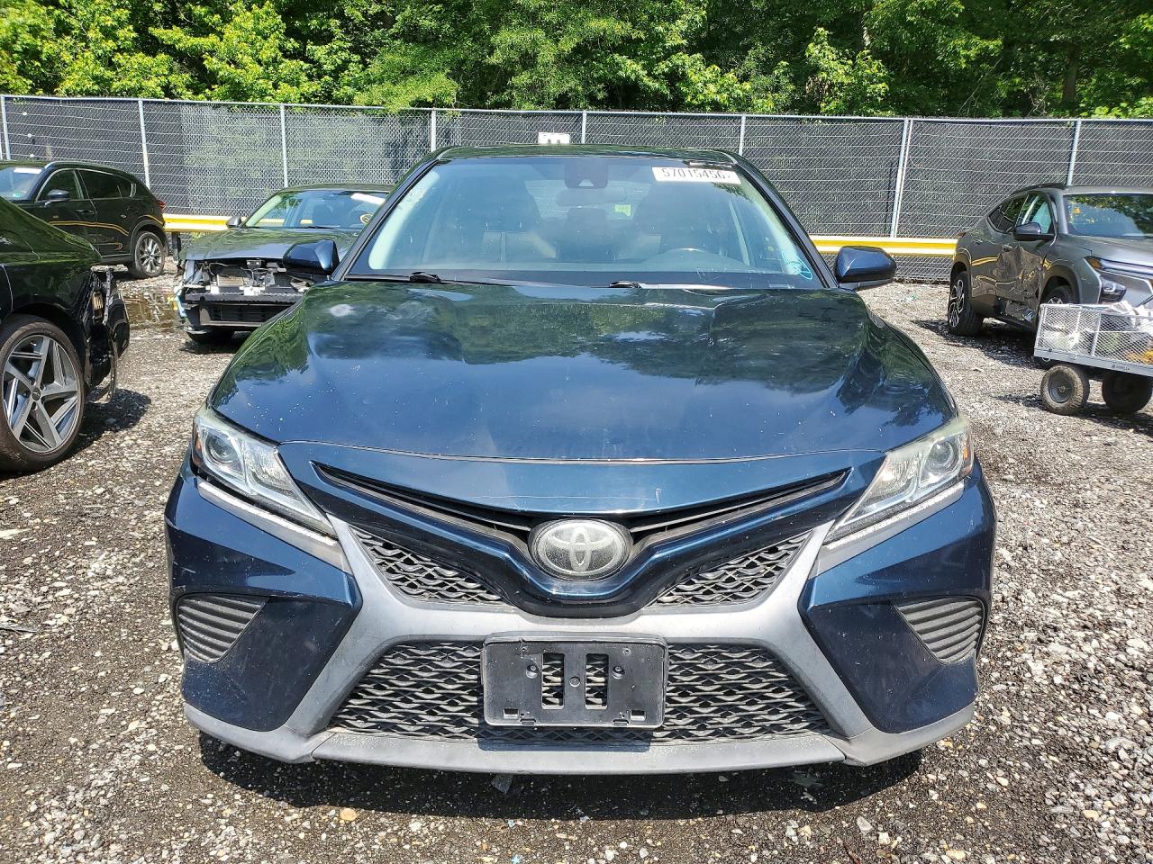 2019 Toyota Camry Se Teal vin: 4T1B11HK2KU702877