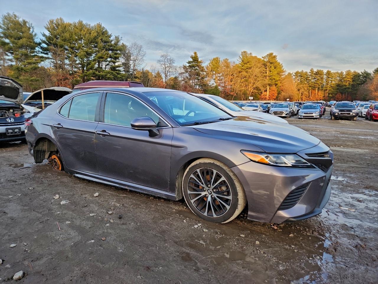 2018 Toyota Camry Se Серый vin: 4T1B11HK4JU618669