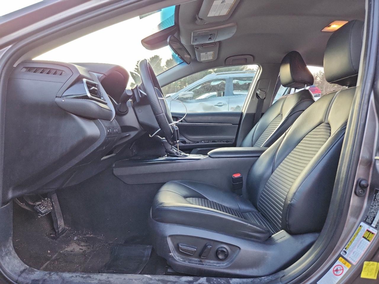 2018 Toyota Camry Se Серый vin: 4T1B11HK4JU618669
