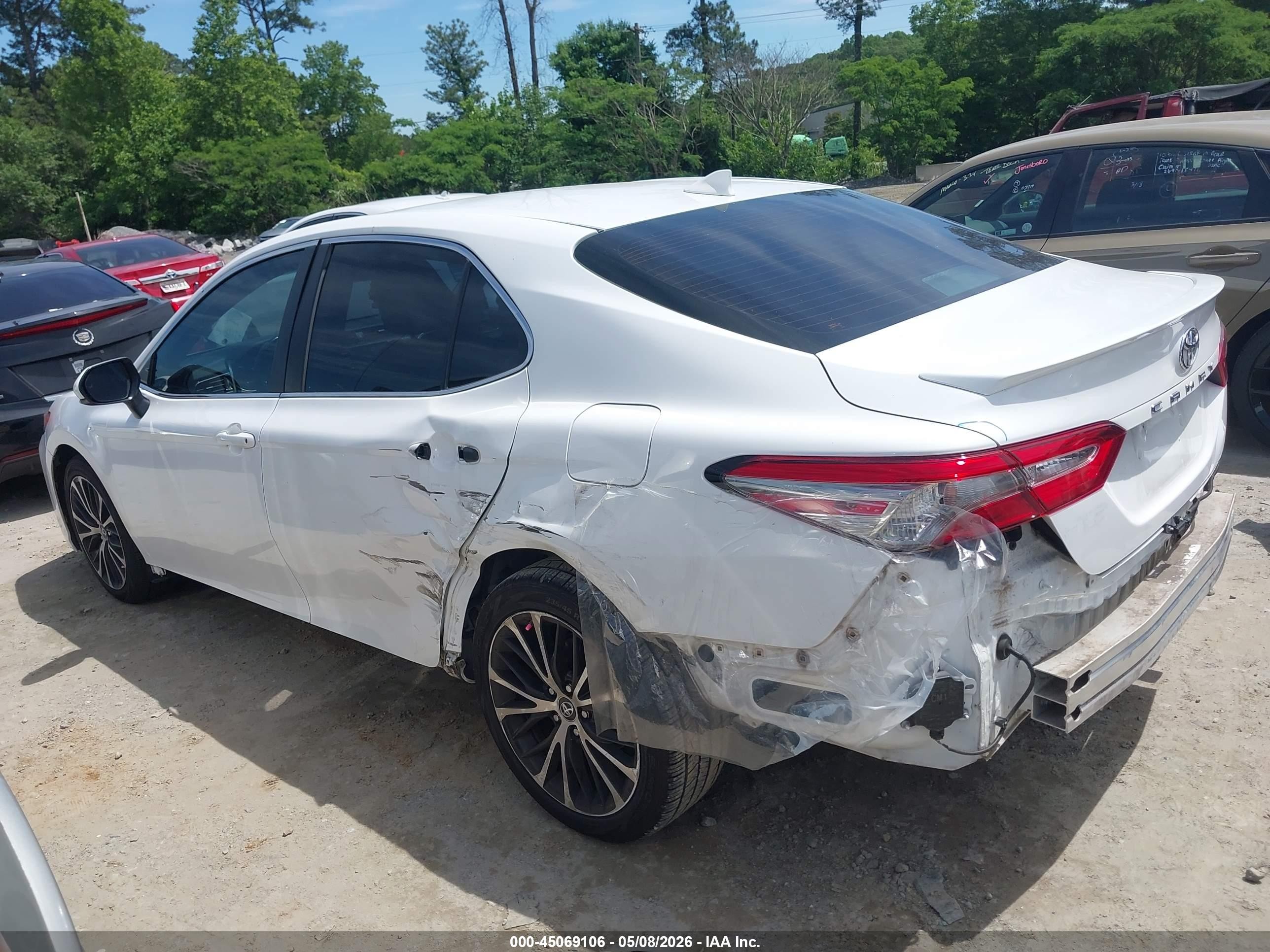 2019 Toyota Camry Se Белый vin: 4T1B11HK4KU797040
