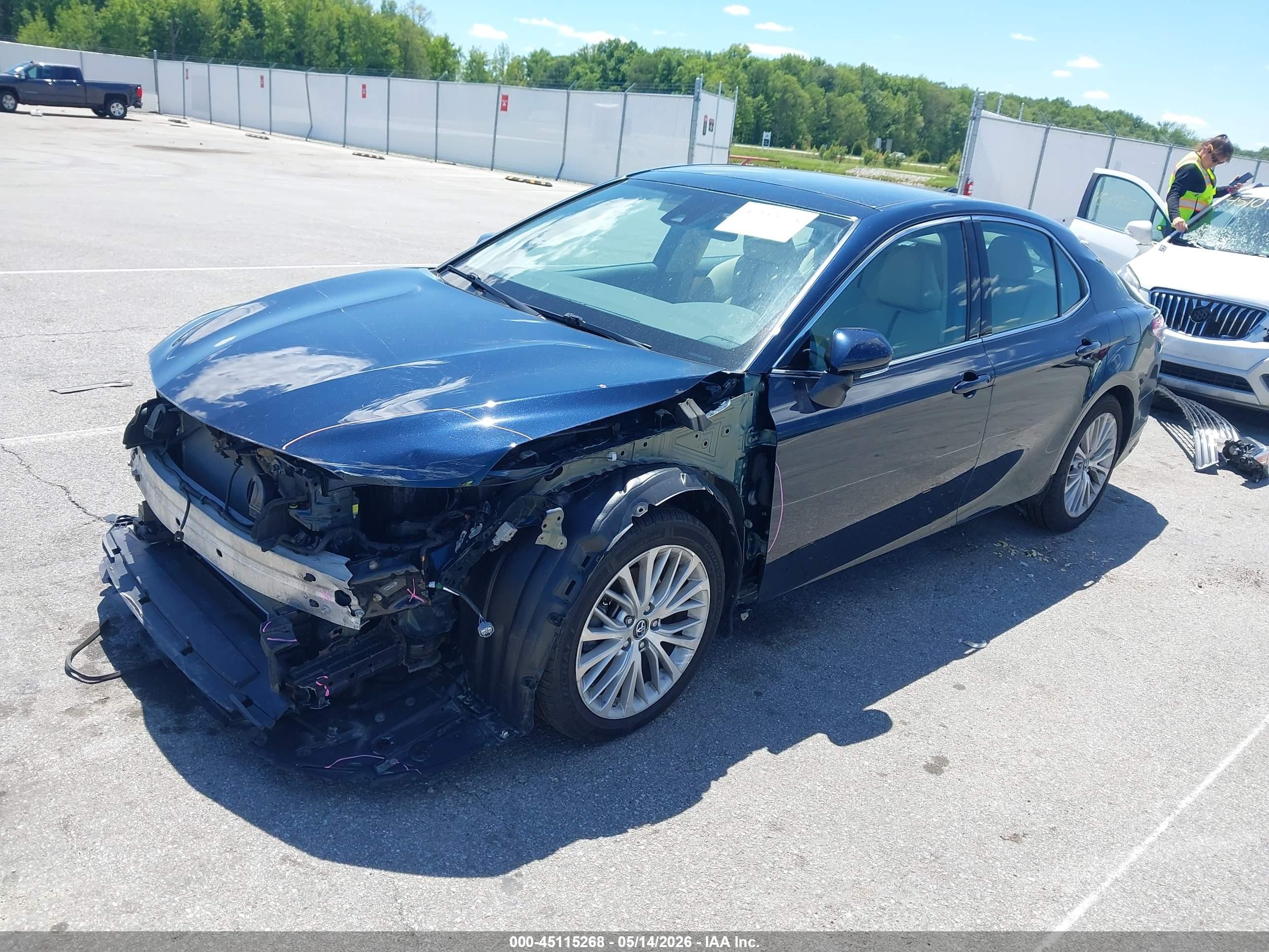2019 Toyota Camry Xle Синий vin: 4T1B11HK4KU835074