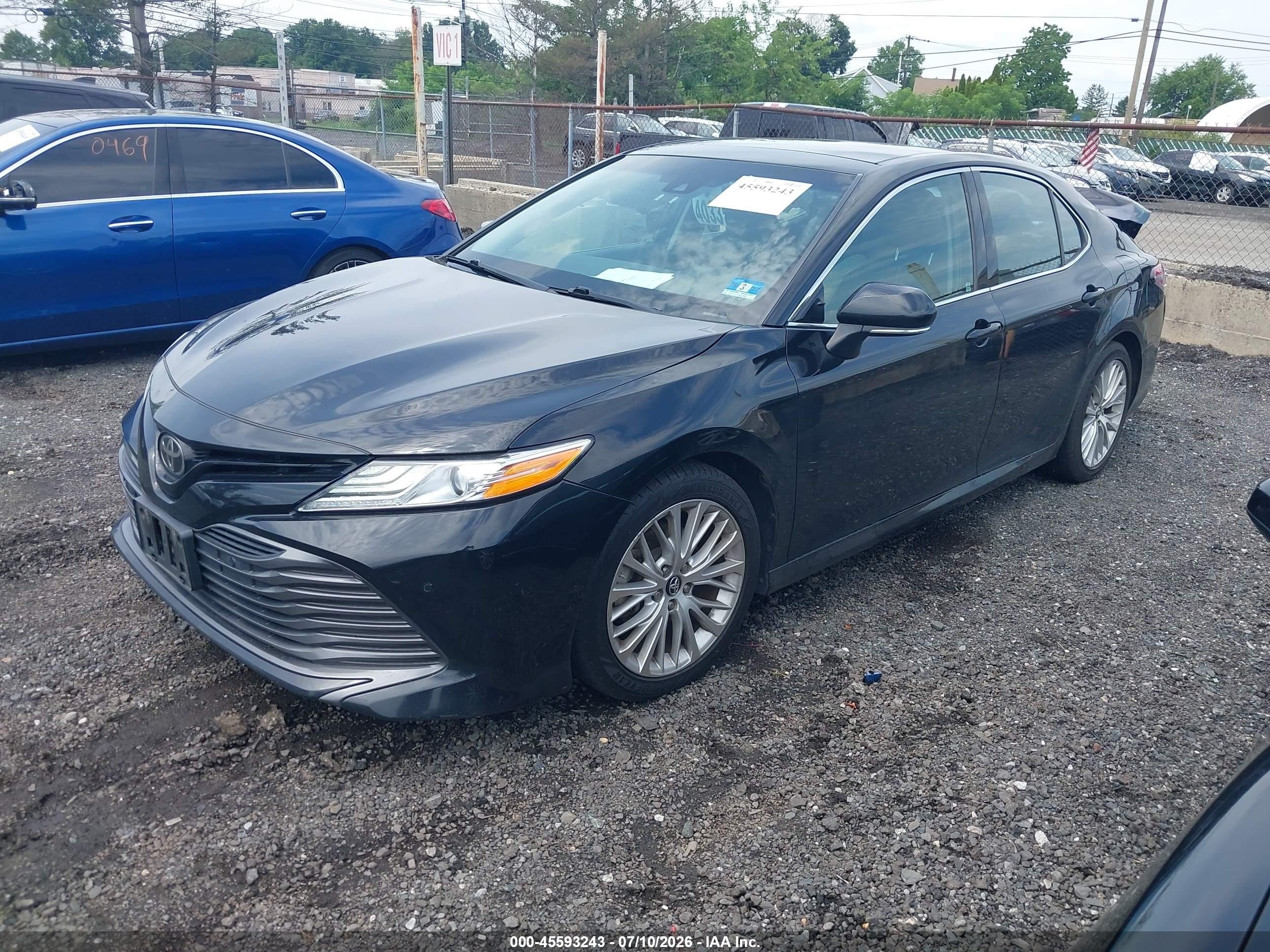 2018 Toyota Camry Xle Black vin: 4T1B11HK5JU509508