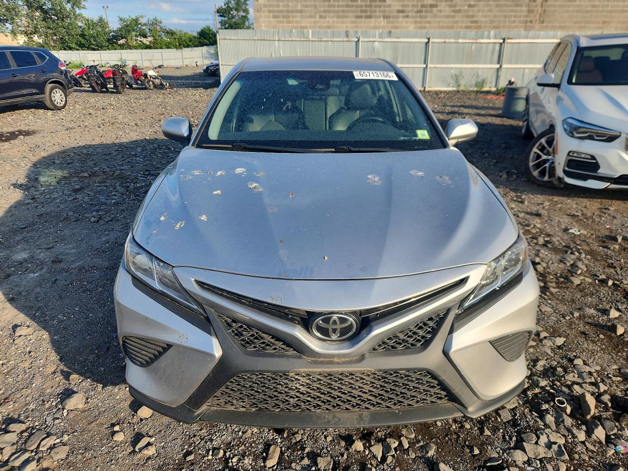 2018 Toyota Camry Se Gray vin: 4T1B11HK5JU664074