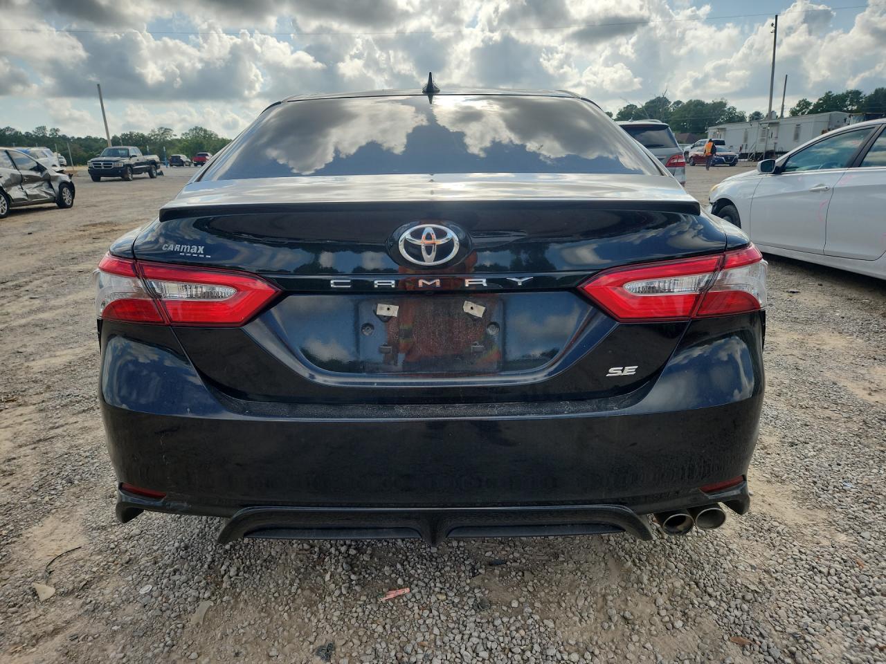 2019 Toyota Camry Se Black vin: 4T1B11HK5KU698033 Damage: Rear Bumper, Heavy Scratch, 1 To 2 Inches