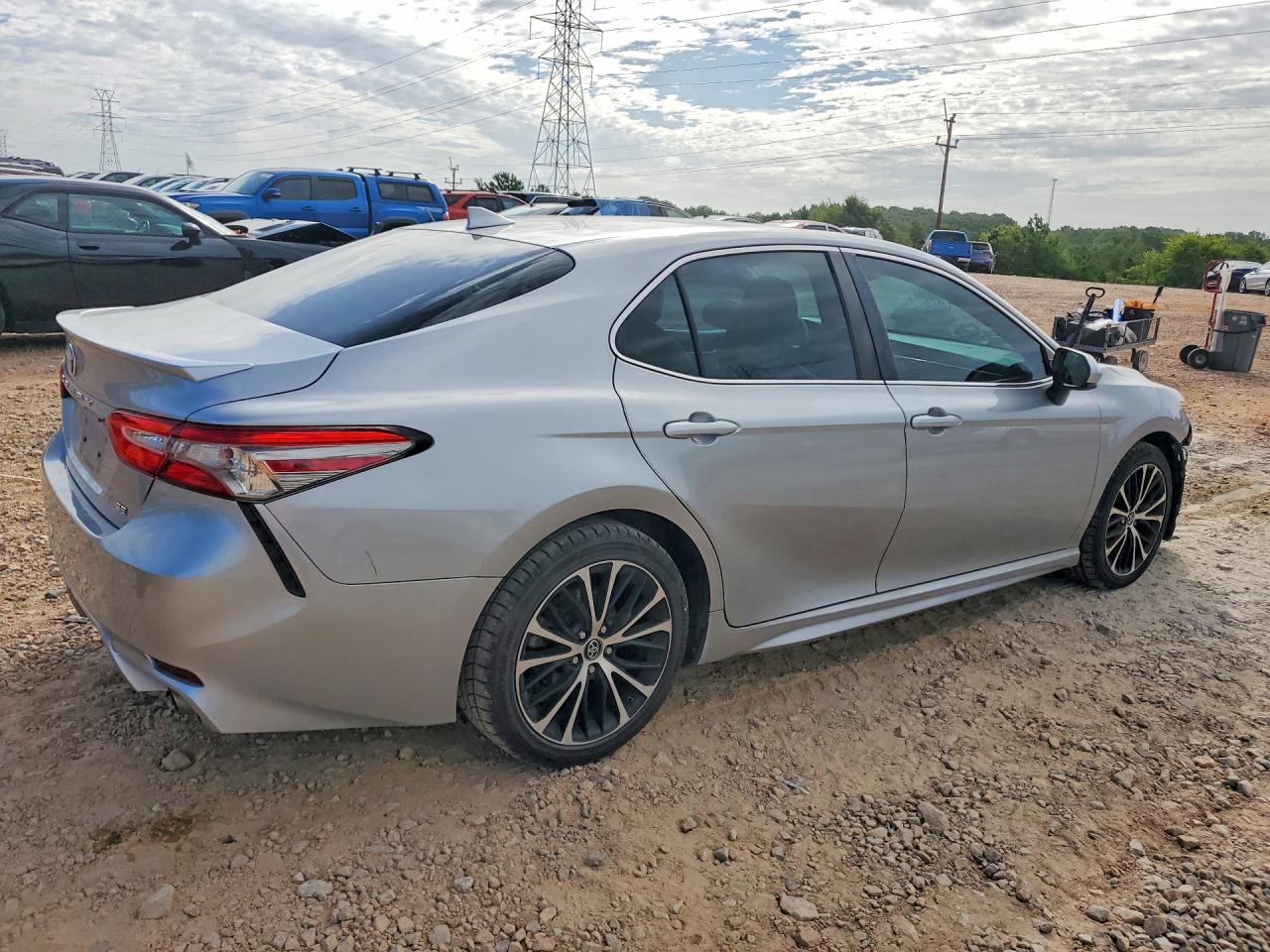 2019 Toyota Camry Se Gray vin: 4T1B11HK5KU775709