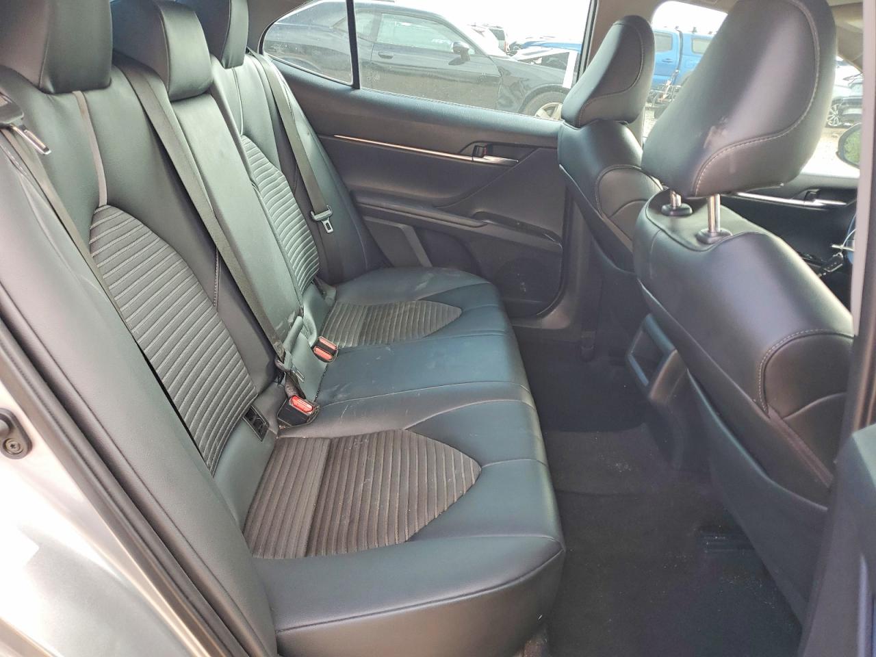 2019 Toyota Camry Se Gray vin: 4T1B11HK5KU775709