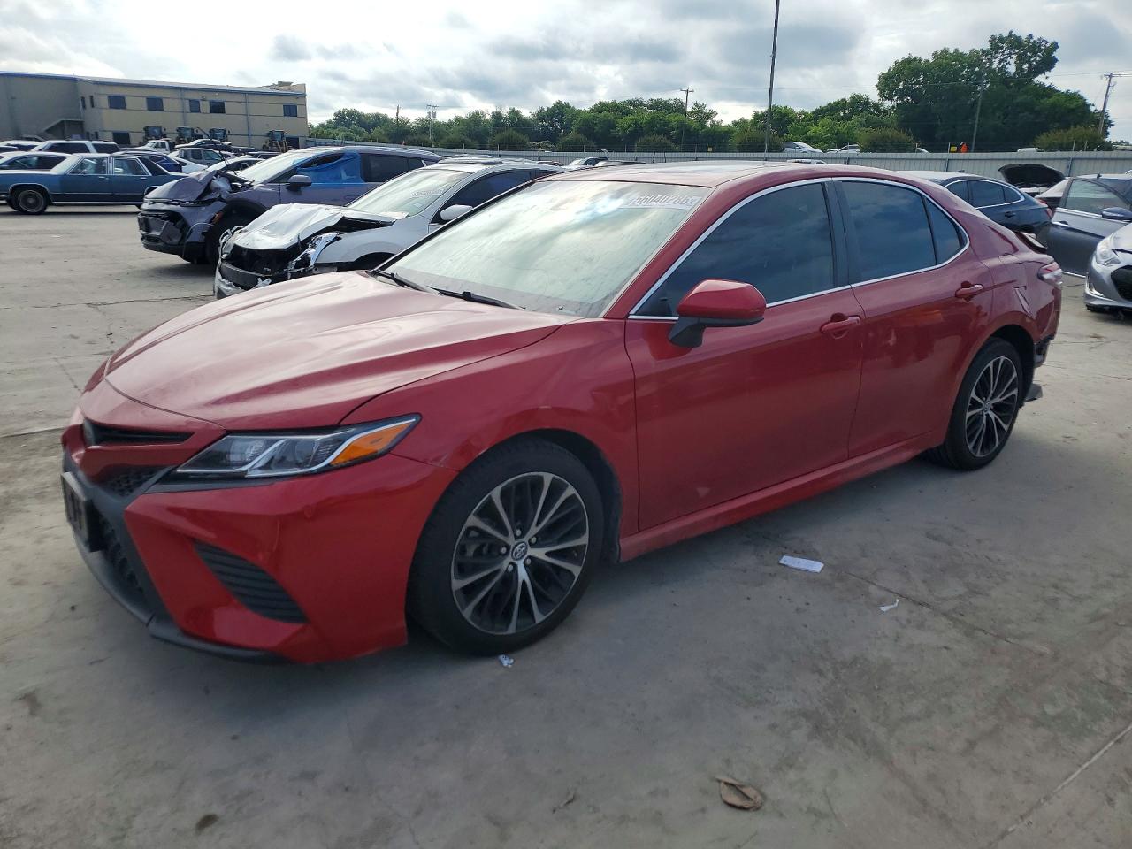 2019 Toyota Camry Se Red vin: 4T1B11HK6KU189262