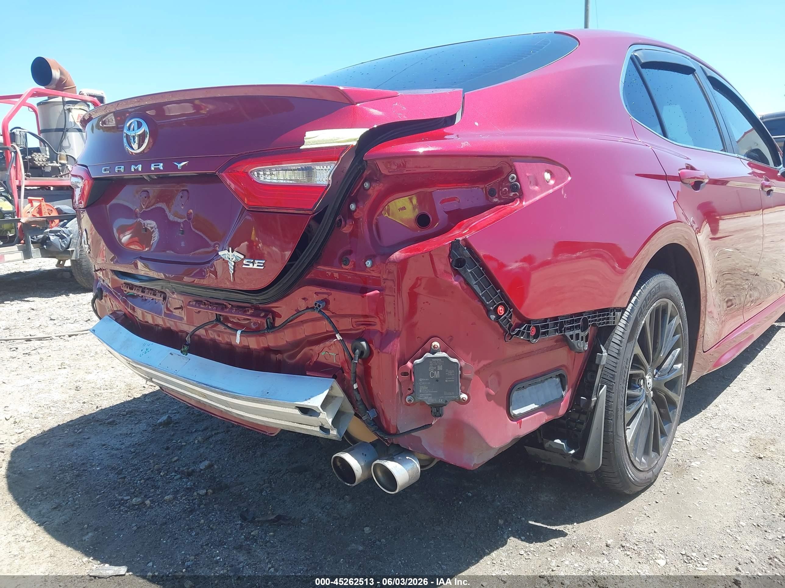 2018 Toyota Camry Se Red vin: 4T1B11HK7JU564767