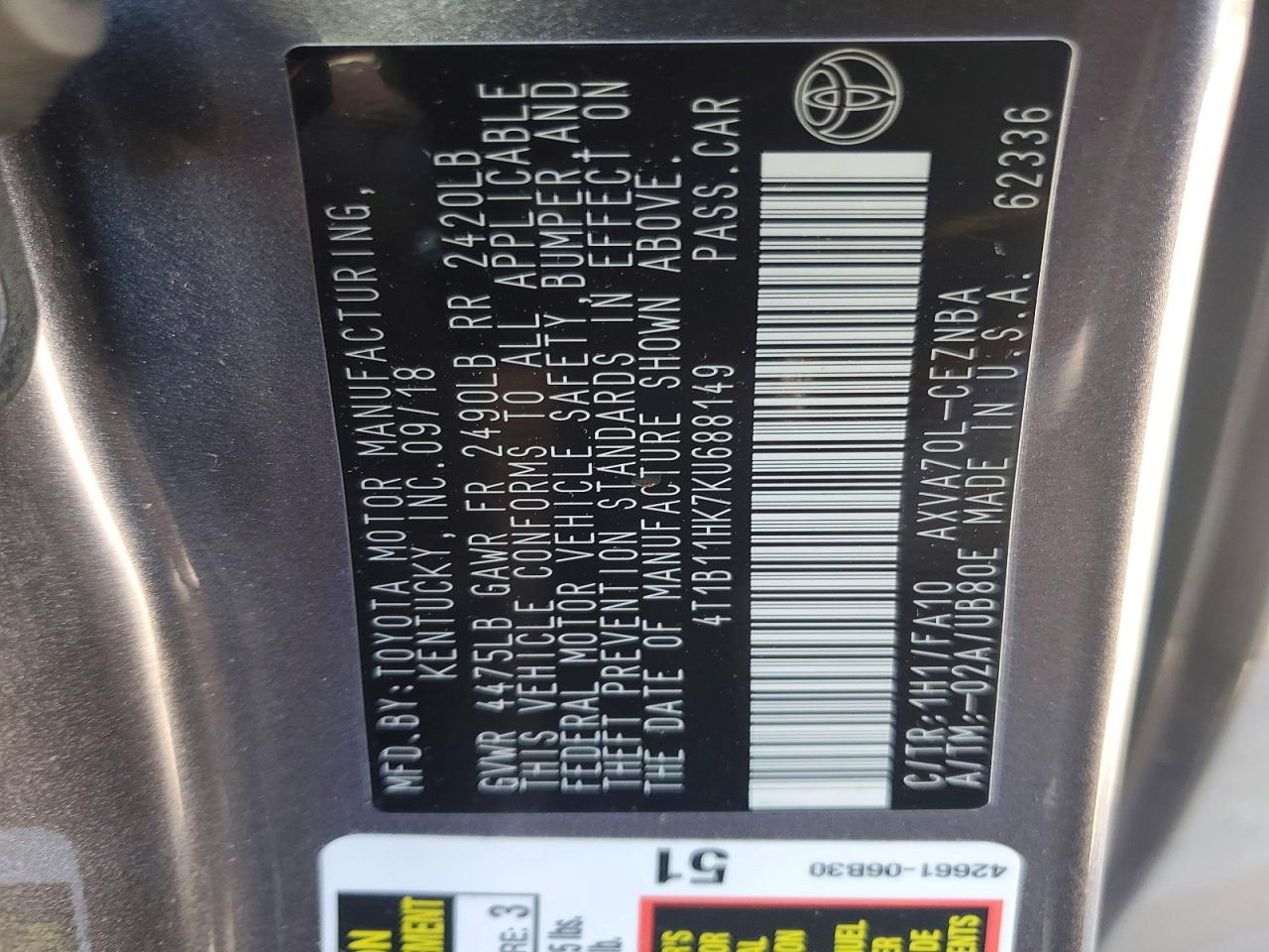 2019 Toyota Camry Le Gray vin: 4T1B11HK7KU688149