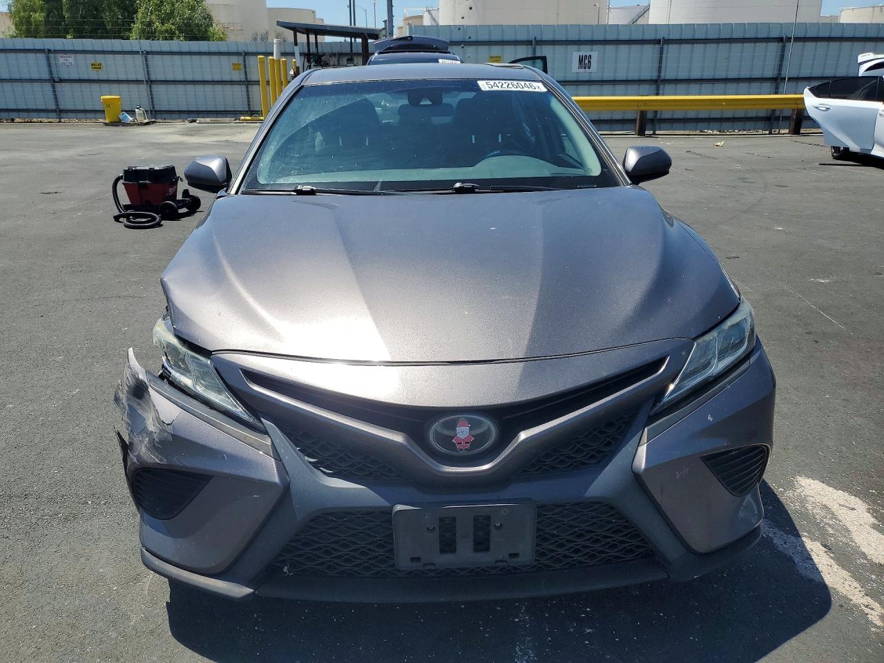 2018 Toyota Camry Se Gray vin: 4T1B11HK9JU557237