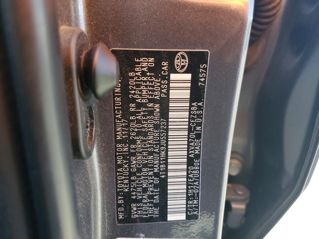 2018 Toyota Camry Se Gray vin: 4T1B11HK9JU557237