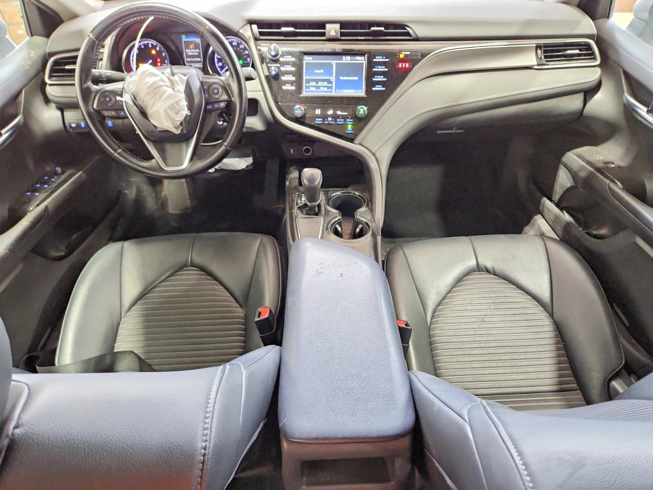 2019 Toyota Camry Se Silver vin: 4T1B11HK9KU201422