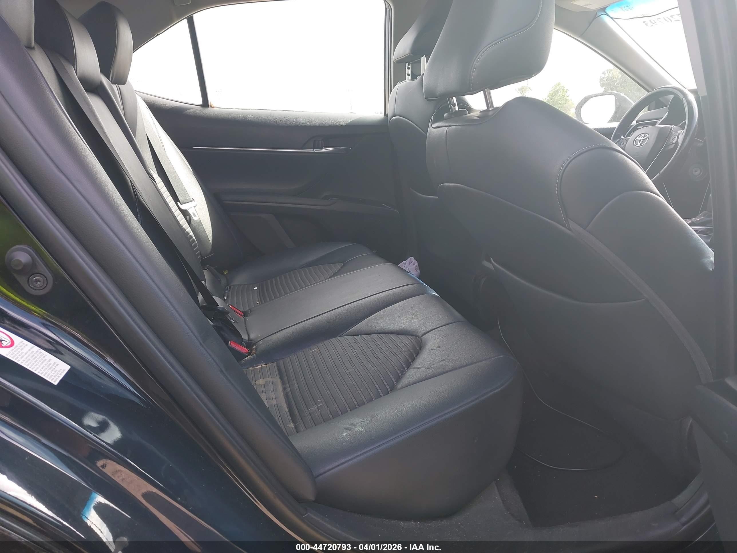 2019 Toyota Camry Se Черный vin: 4T1B11HKXKU168642