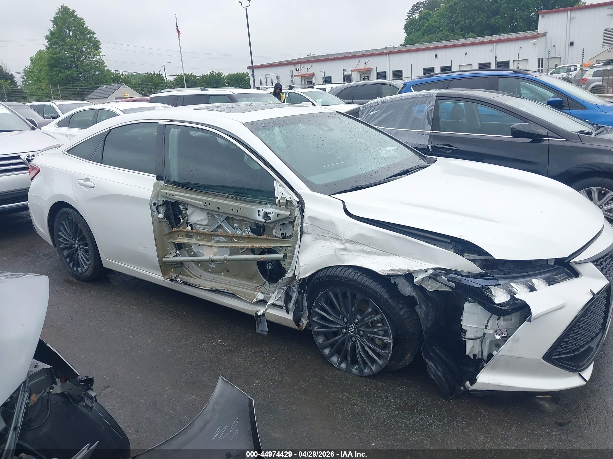 2019 Toyota Avalon Hybrid Xse White vin: 4T1B21FB8KU004127