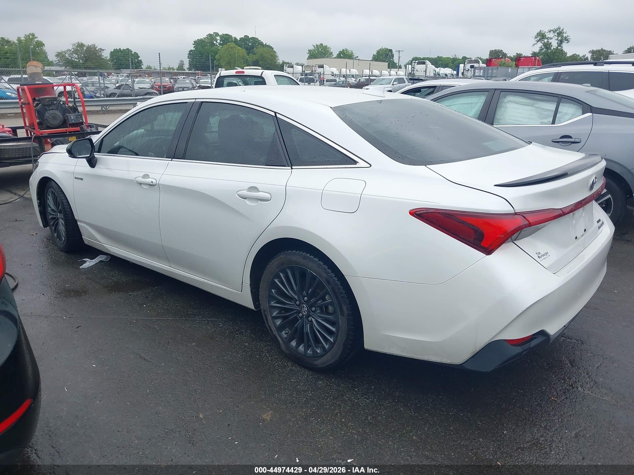2019 Toyota Avalon Hybrid Xse White vin: 4T1B21FB8KU004127