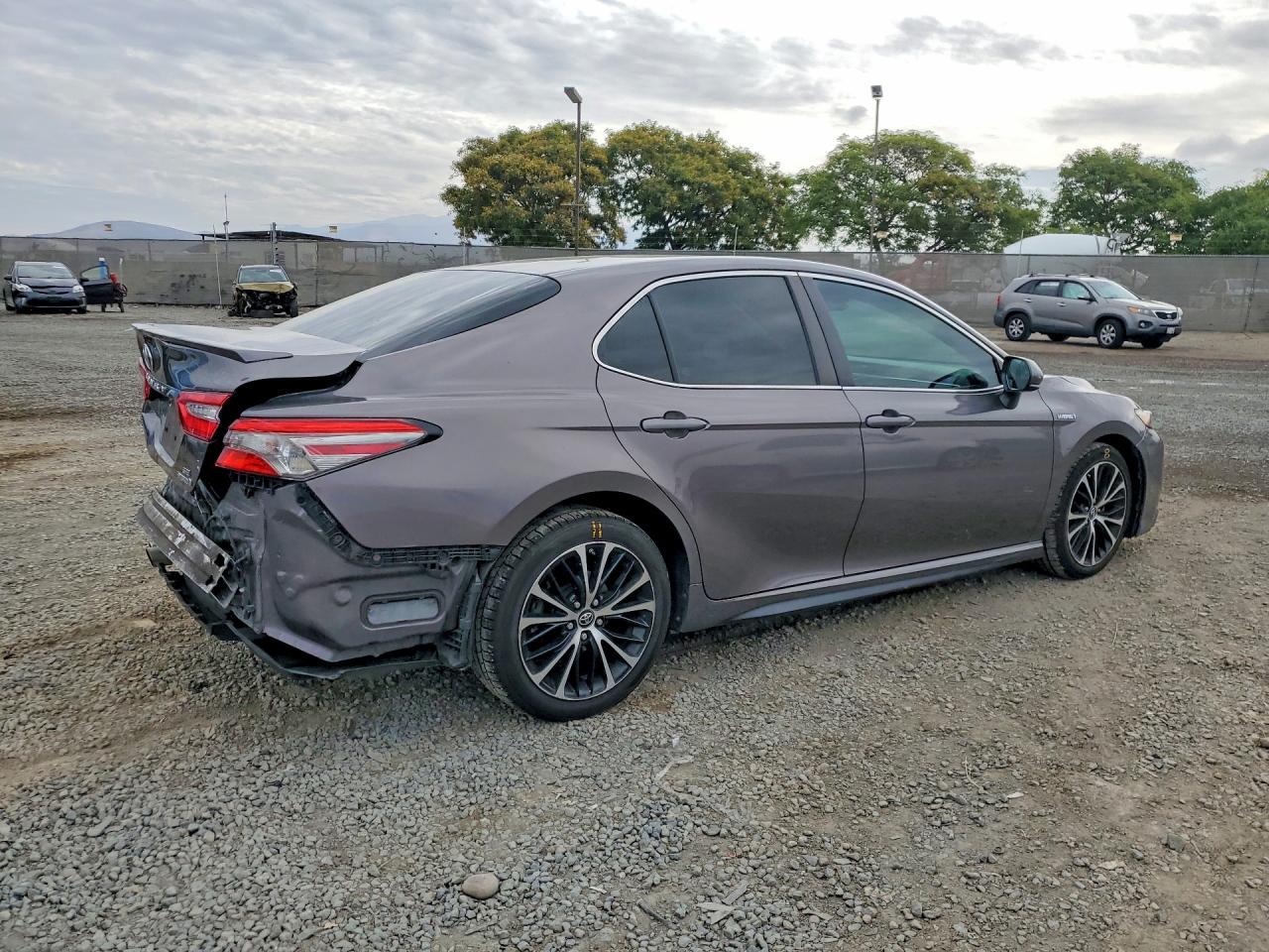 2018 Toyota Camry Hybrid Se Gray vin: 4T1B21HK5JU507545