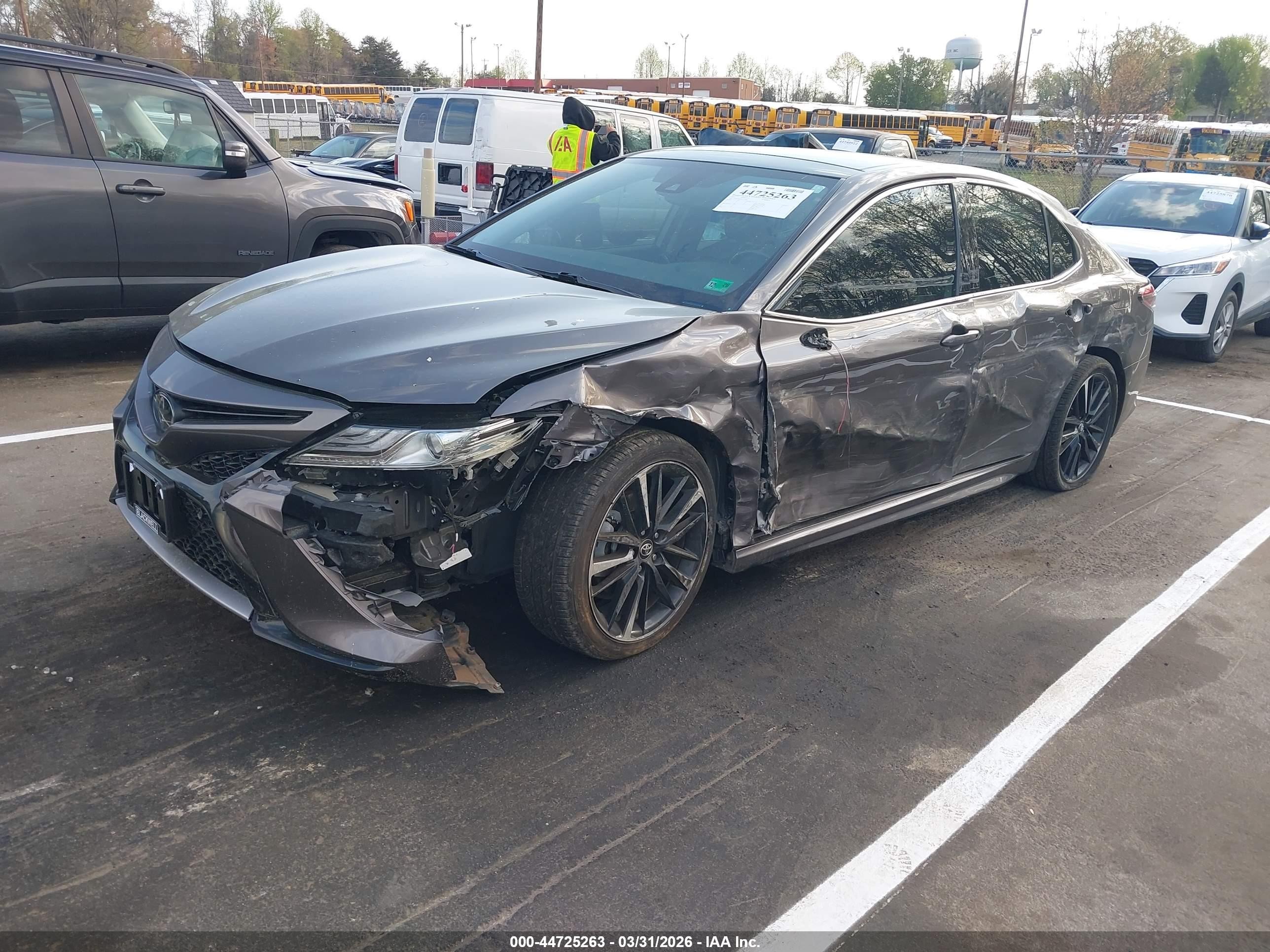2018 Toyota Camry Xse Серый vin: 4T1B61HK2JU157909