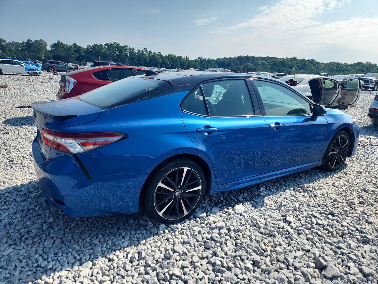 2019 Toyota Camry Xse Blue vin: 4T1B61HK2KU186344