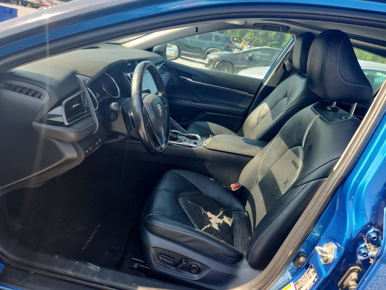 2019 Toyota Camry Xse Blue vin: 4T1B61HK2KU186344