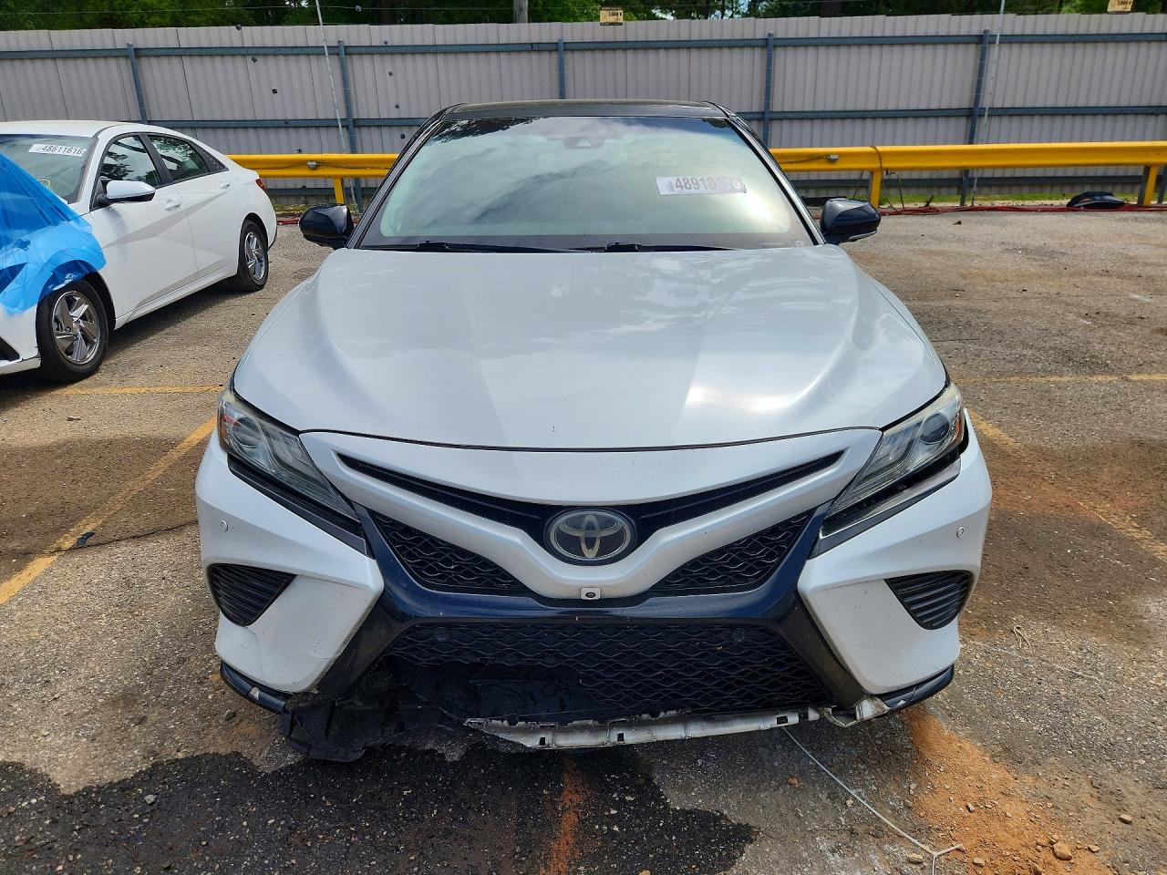 2018 Toyota Camry Xse White vin: 4T1B61HK5JU106971