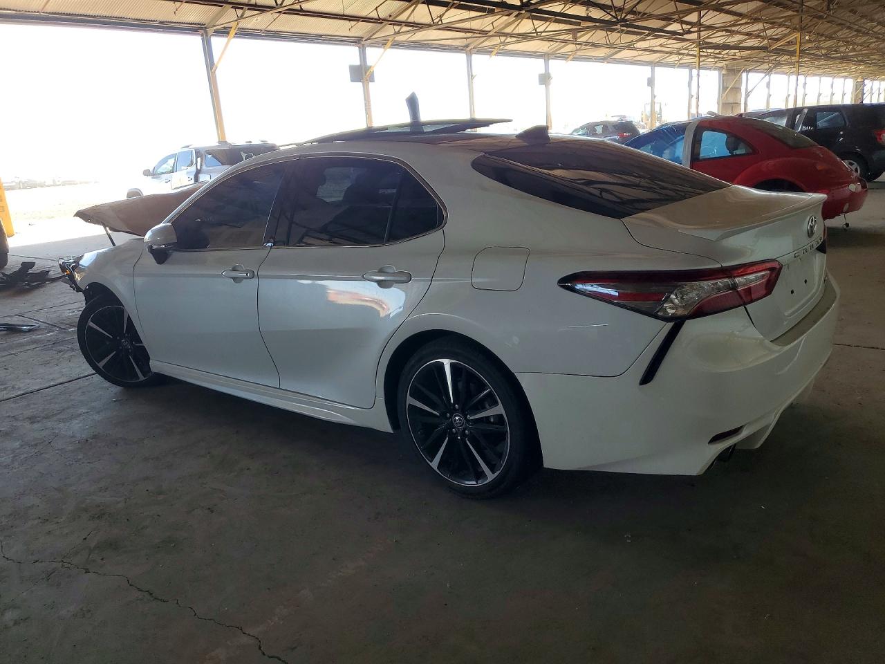 2019 Toyota Camry Xse Белый vin: 4T1B61HK9KU808664