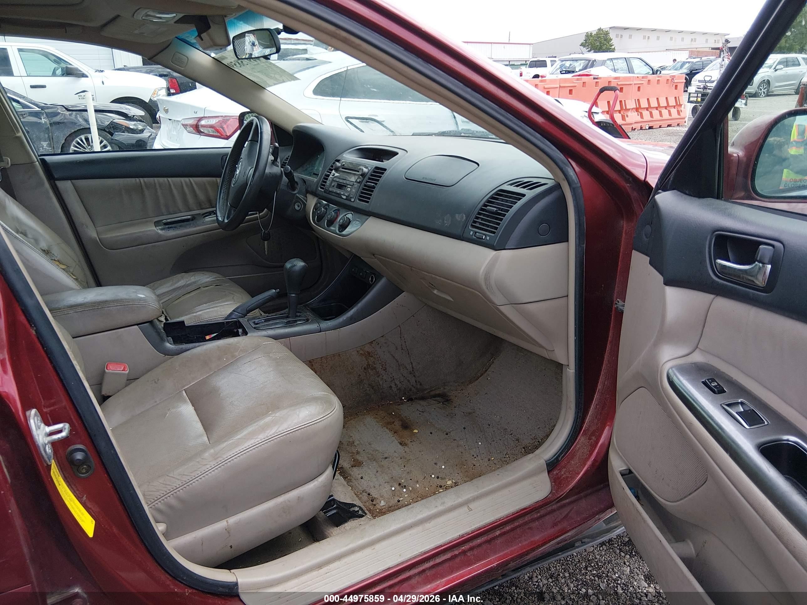 2004 Toyota Camry Se V6 Красный vin: 4T1BA30K34U501323