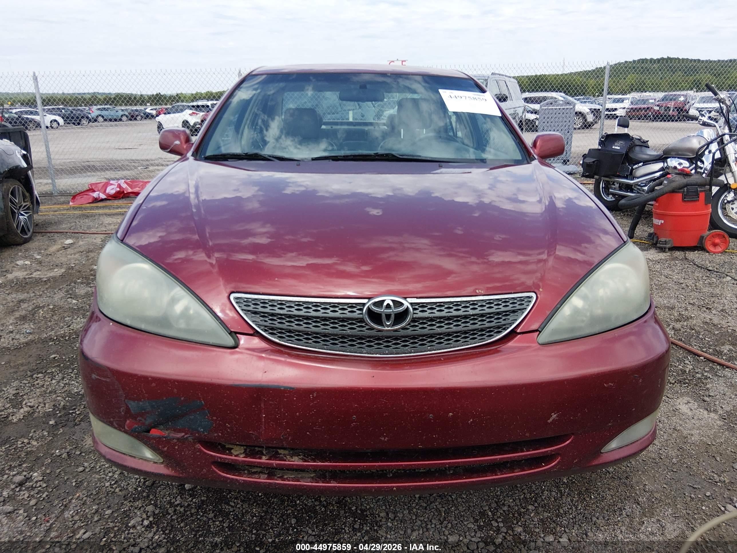 2004 Toyota Camry Se V6 Красный vin: 4T1BA30K34U501323