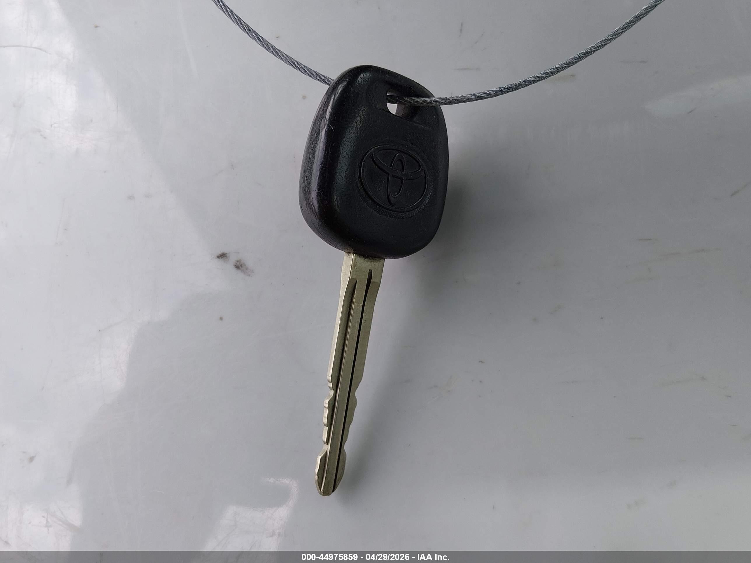 2004 Toyota Camry Se V6 Красный vin: 4T1BA30K34U501323
