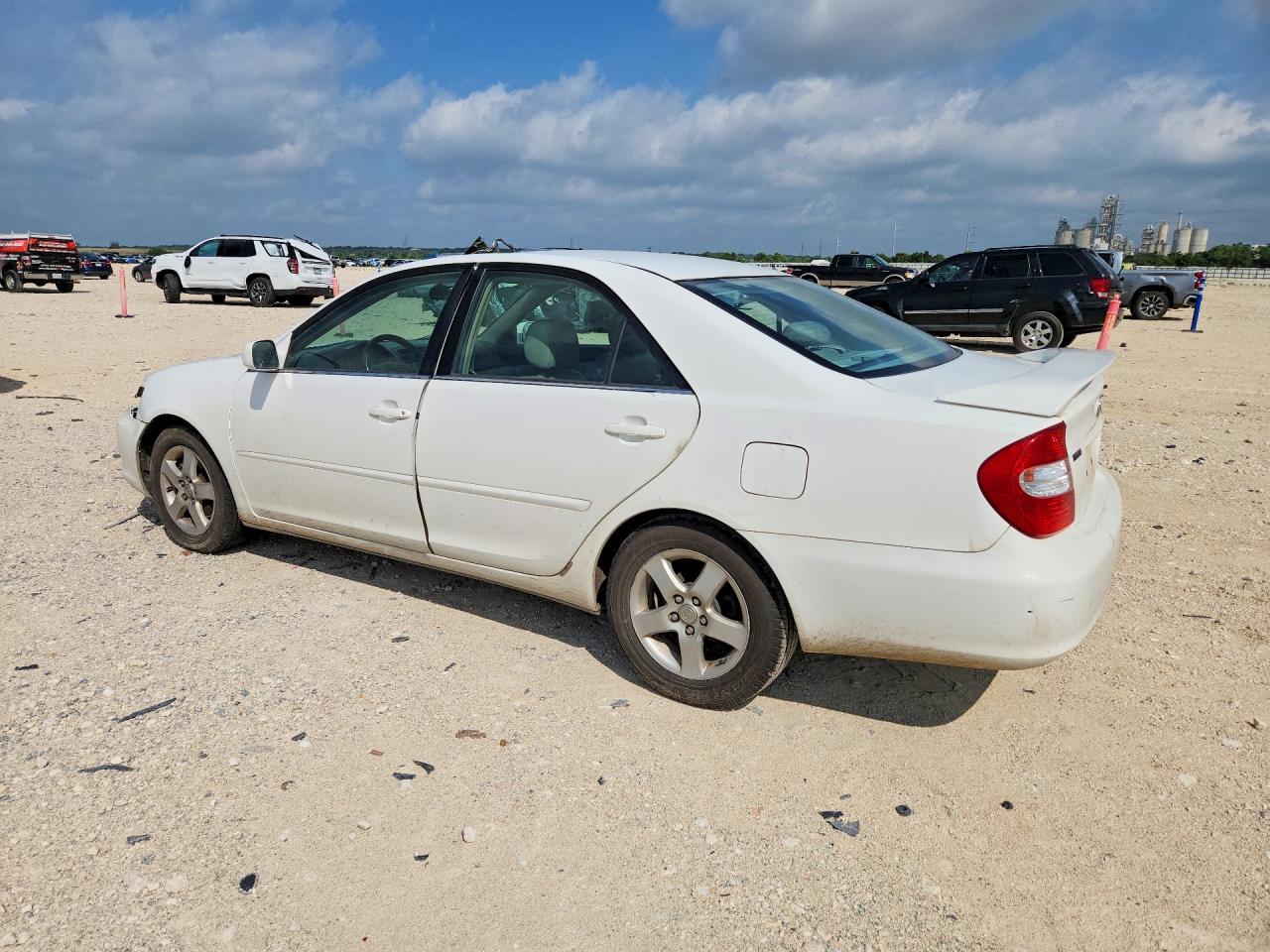 2004 Toyota Camry Se White vin: 4T1BA32K04U505407