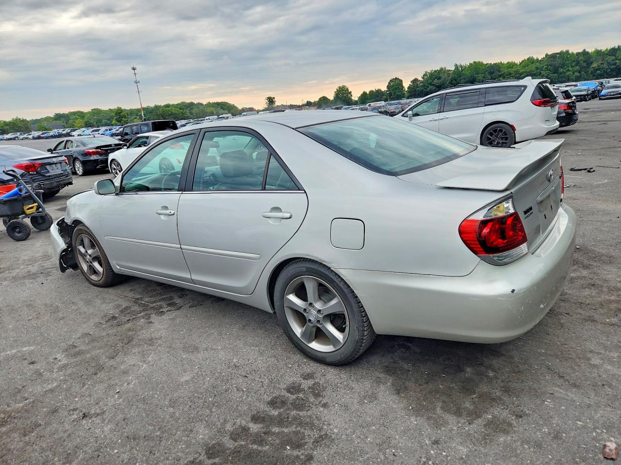 2006 Toyota Camry Se Серебряный vin: 4T1BA32K26U510868