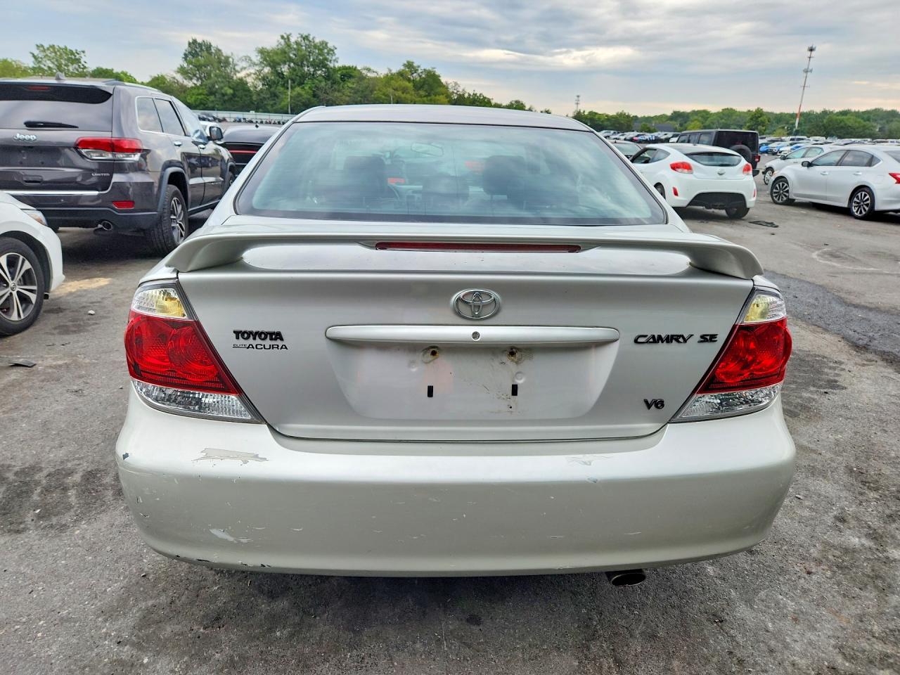 2006 Toyota Camry Se Серебряный vin: 4T1BA32K26U510868